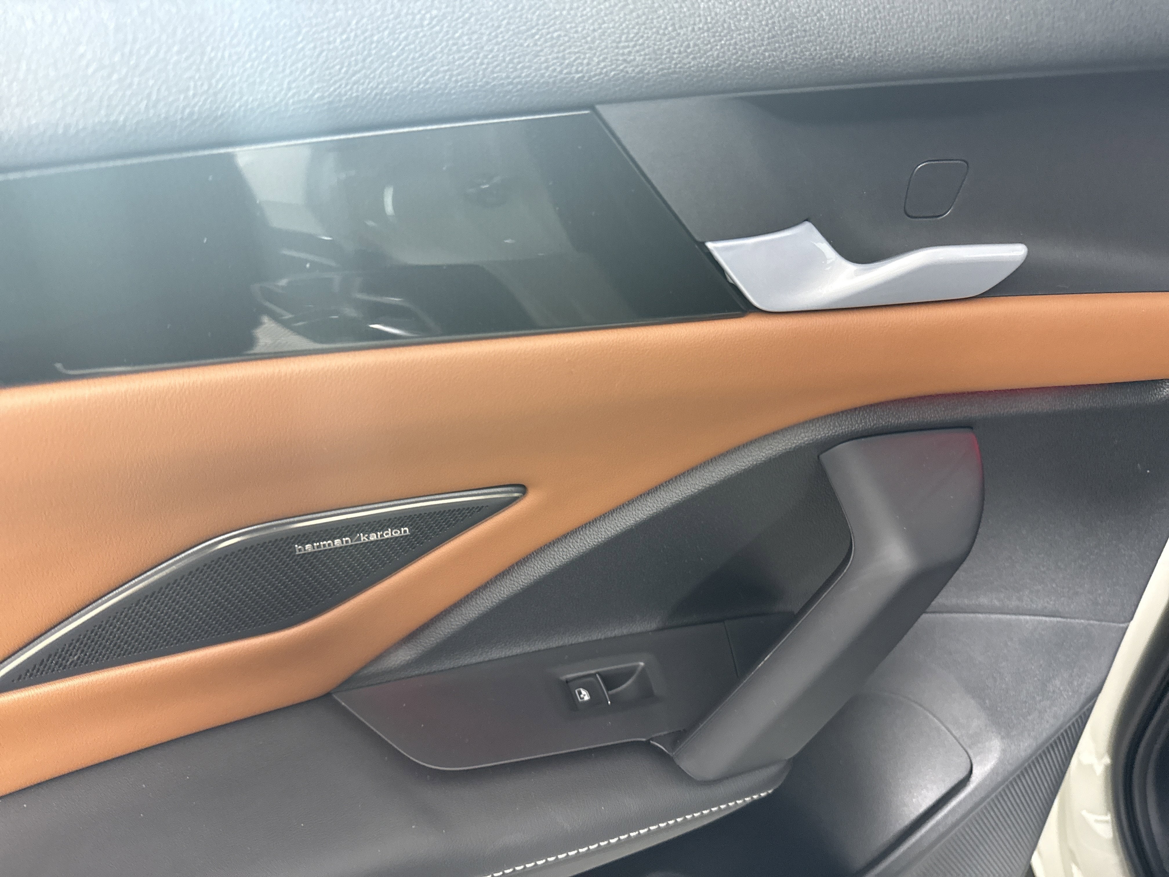 2025 Volkswagen Tiguan SEL R-Line