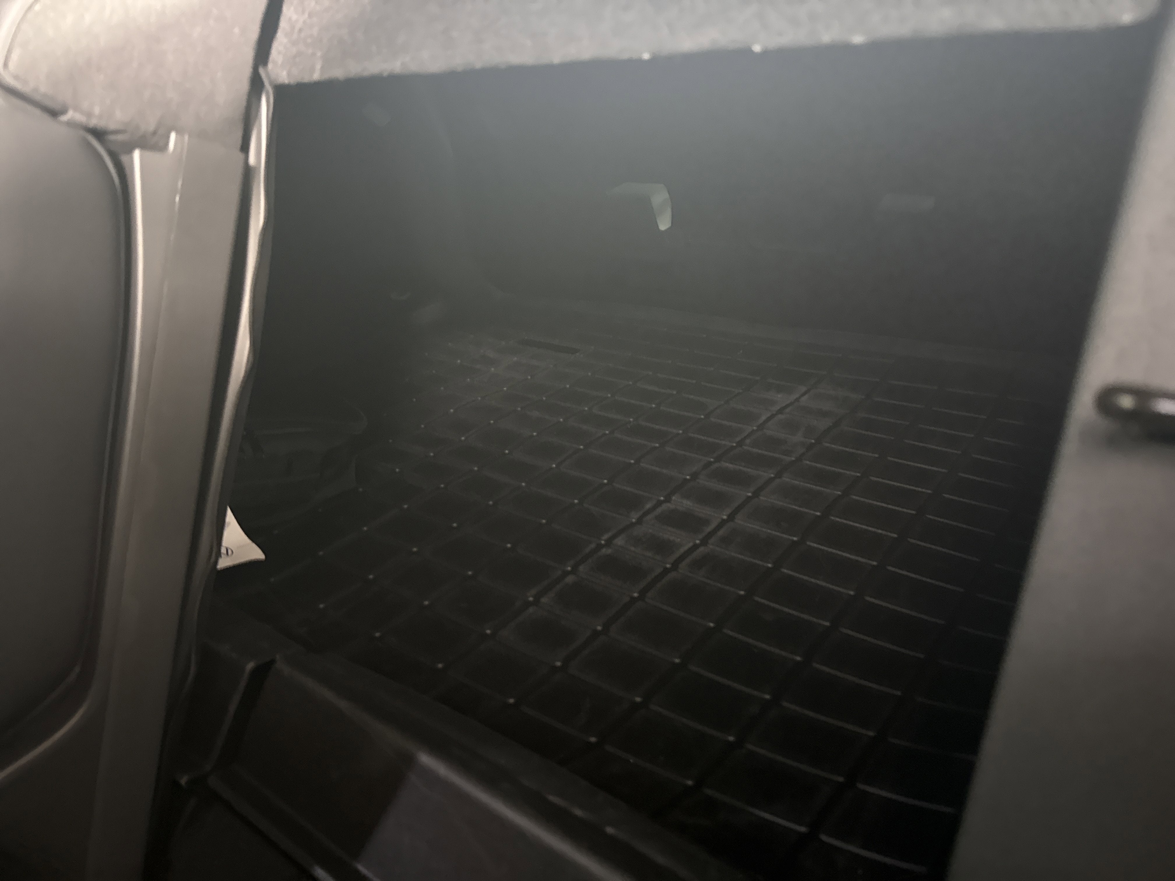 2025 Volkswagen Tiguan SEL R-Line