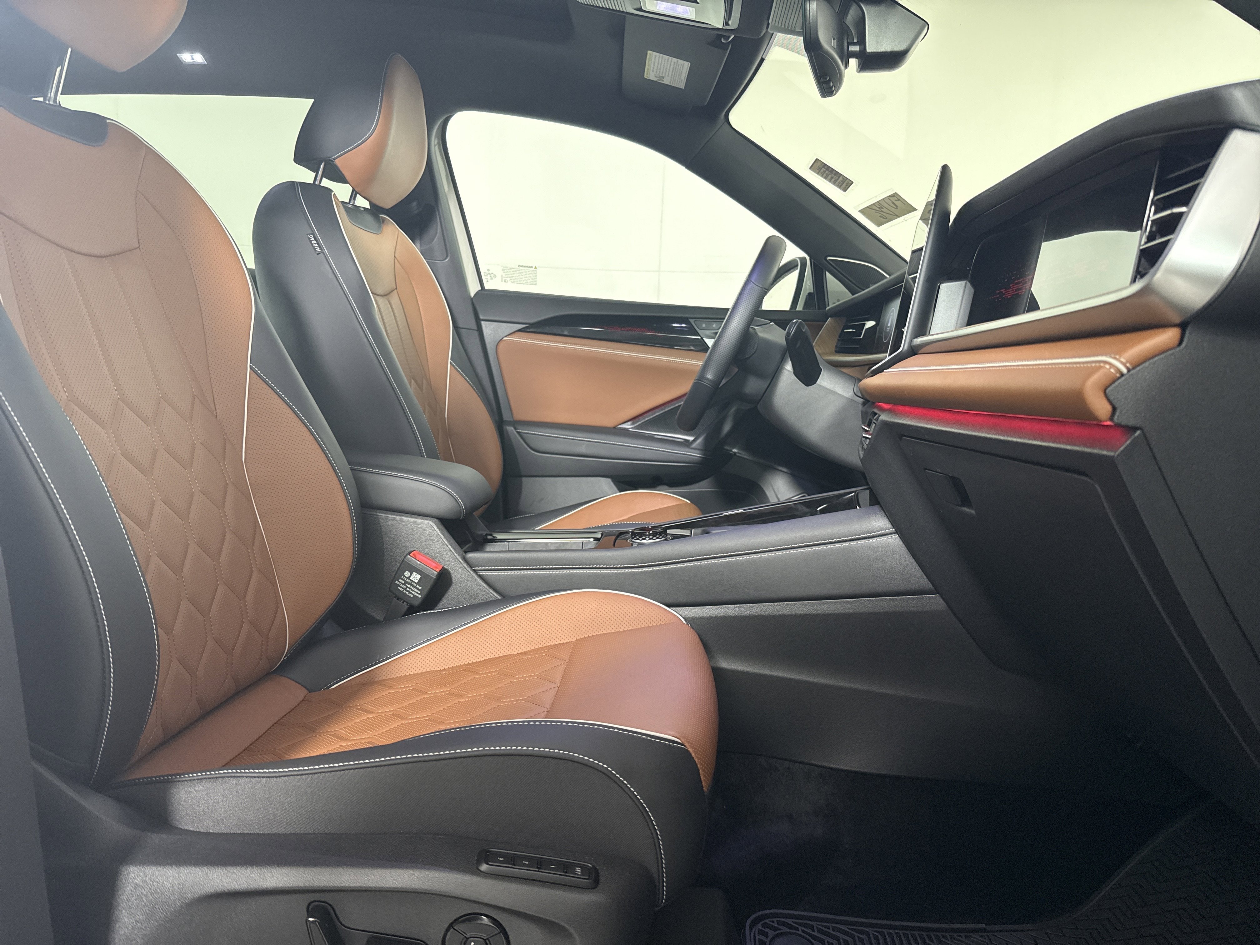 2025 Volkswagen Tiguan SEL R-Line