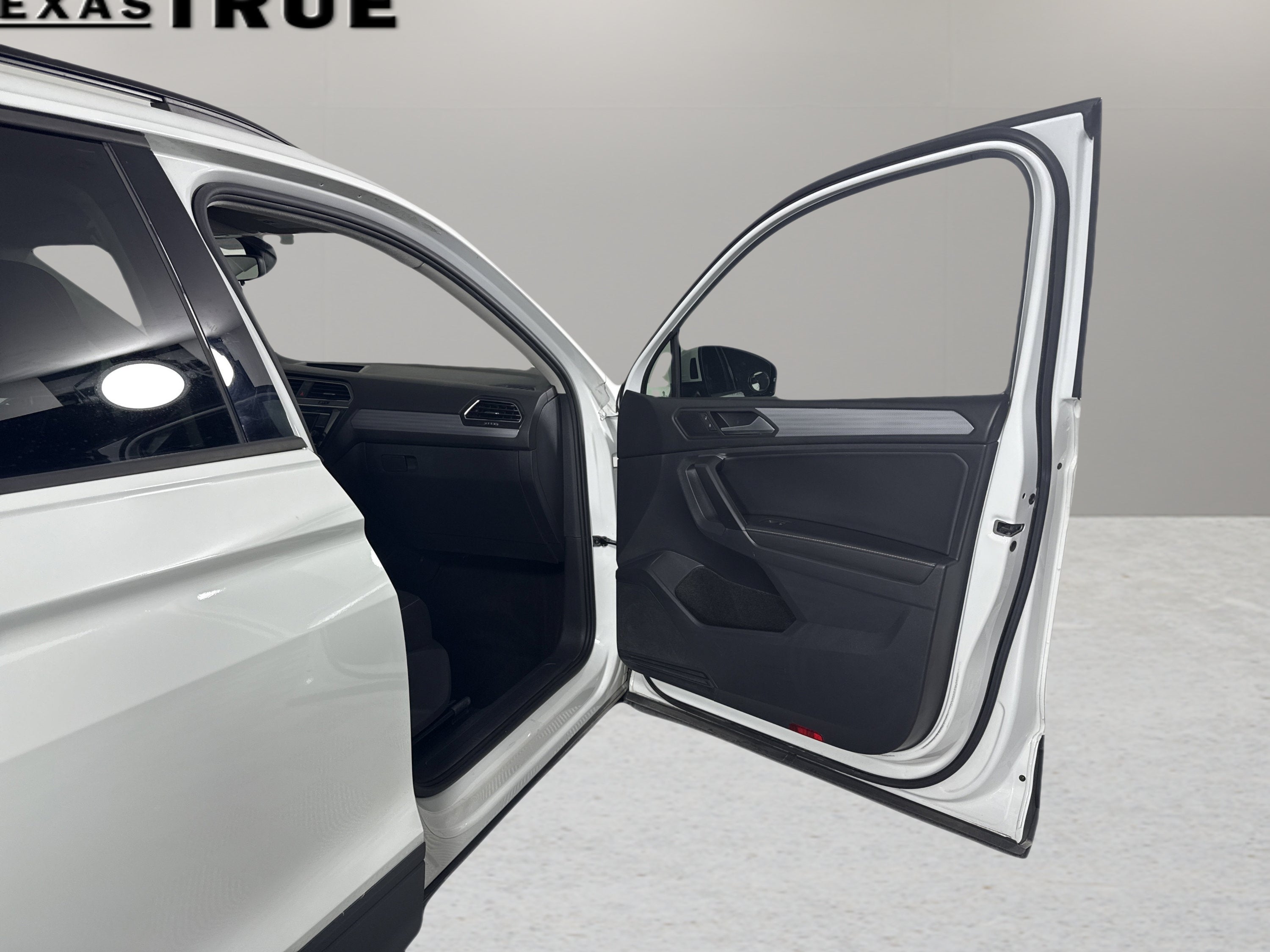 2023 Volkswagen Tiguan S