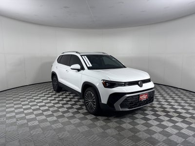 2025 Volkswagen Taos SE
