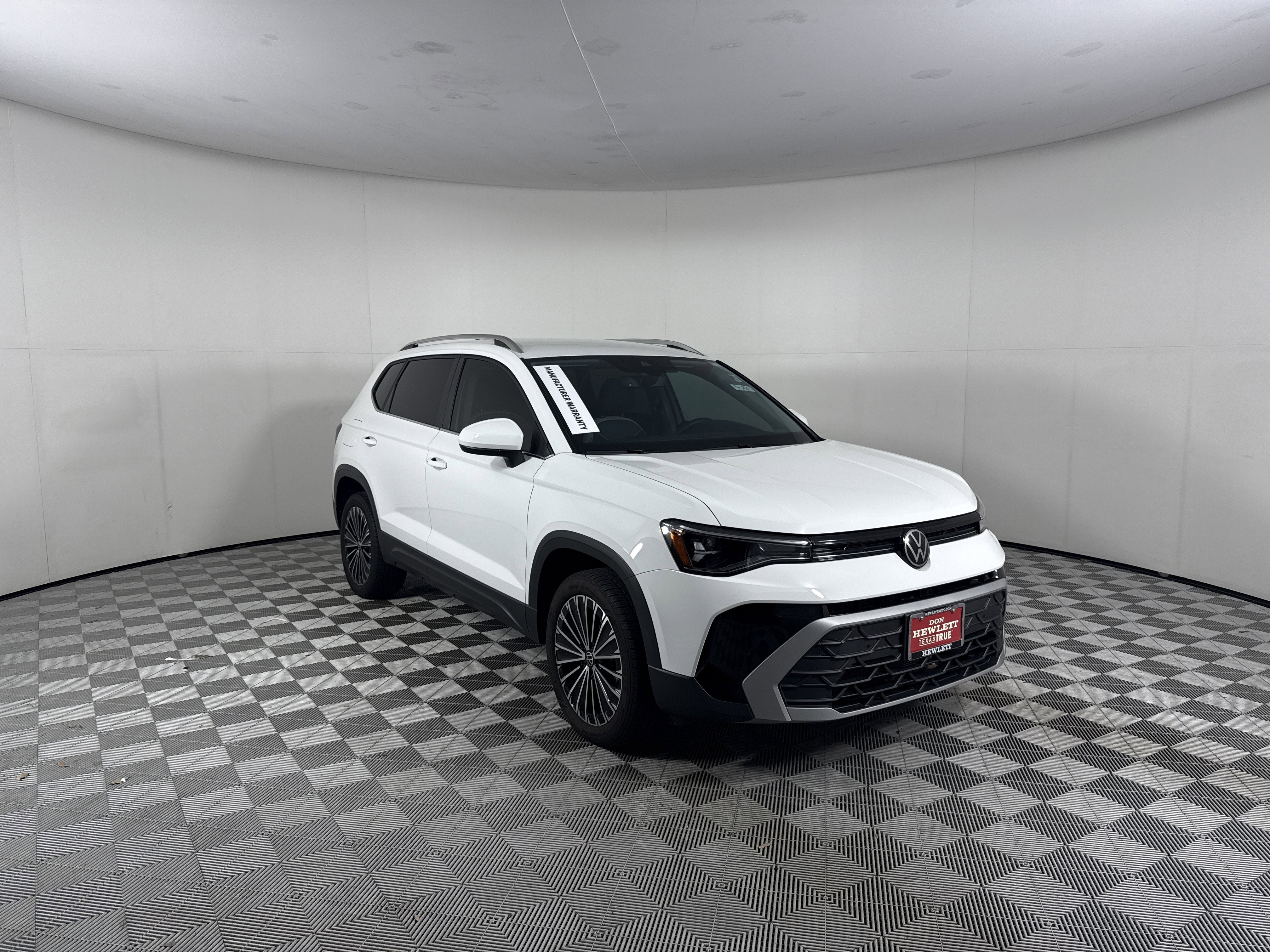 2025 Volkswagen Taos SE