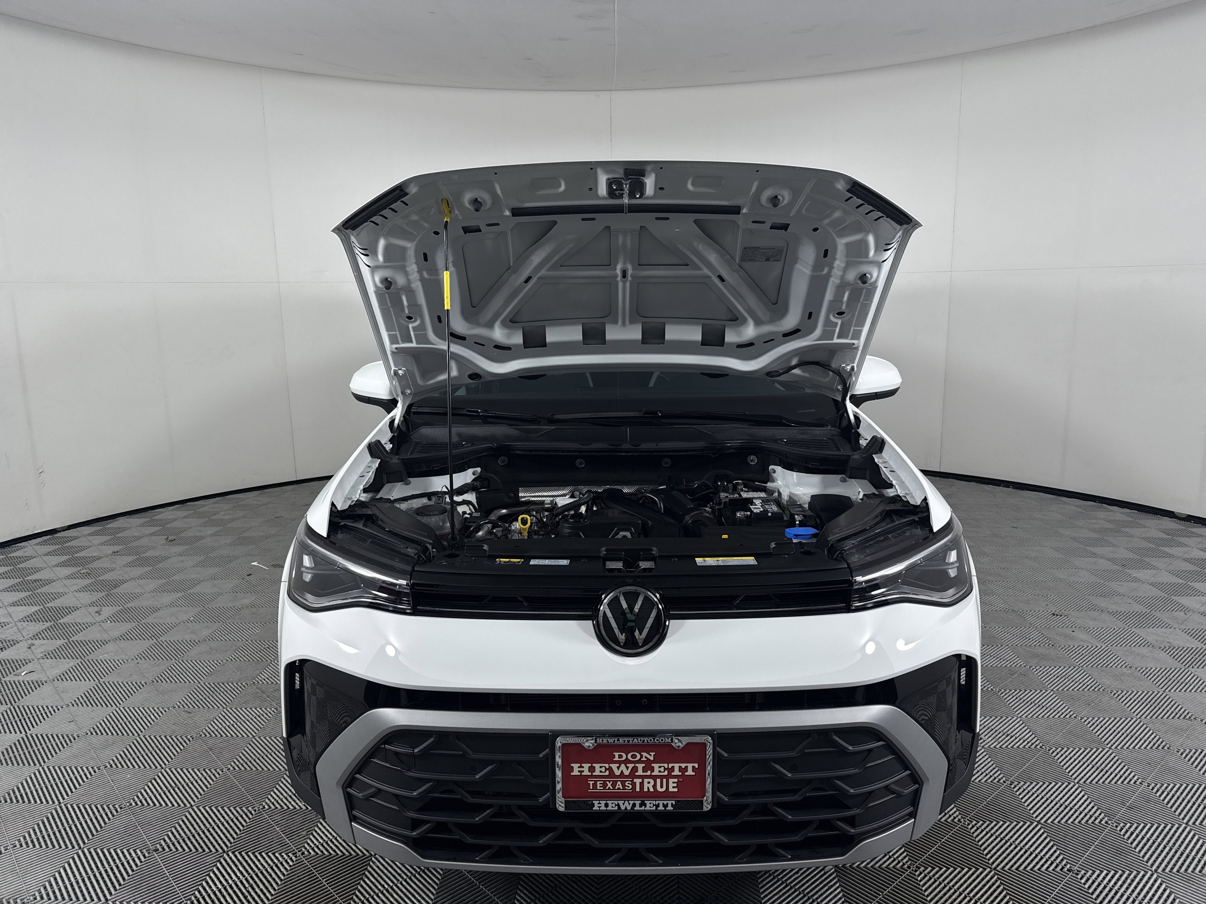 2025 Volkswagen Taos SE