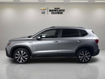 2022 Volkswagen Taos SE