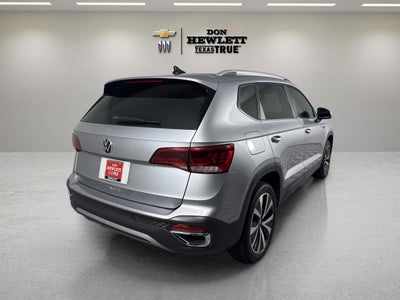 2022 Volkswagen Taos SE