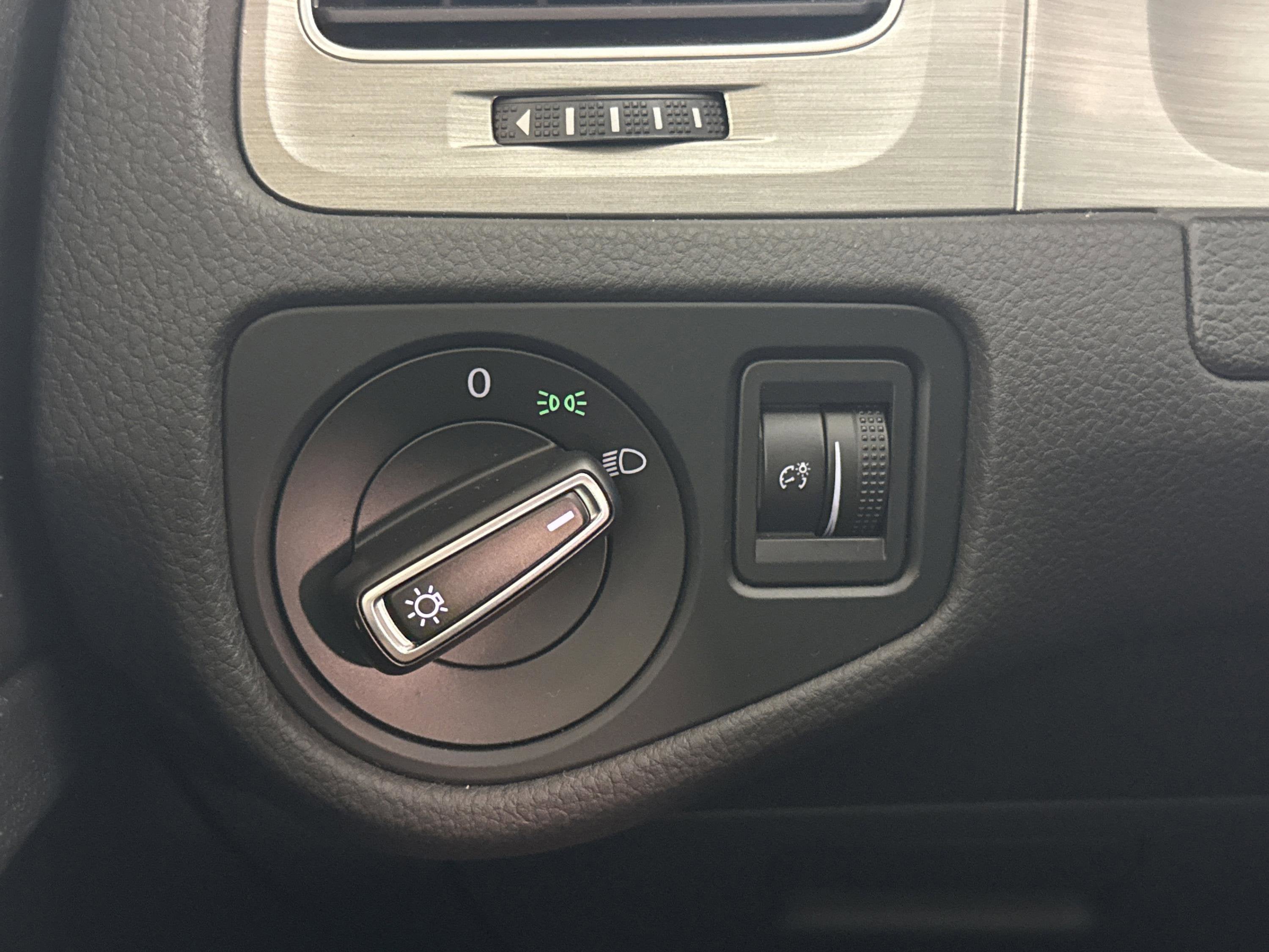 2017 Volkswagen Golf S