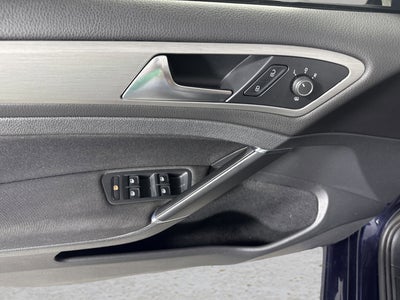 2017 Volkswagen Golf S