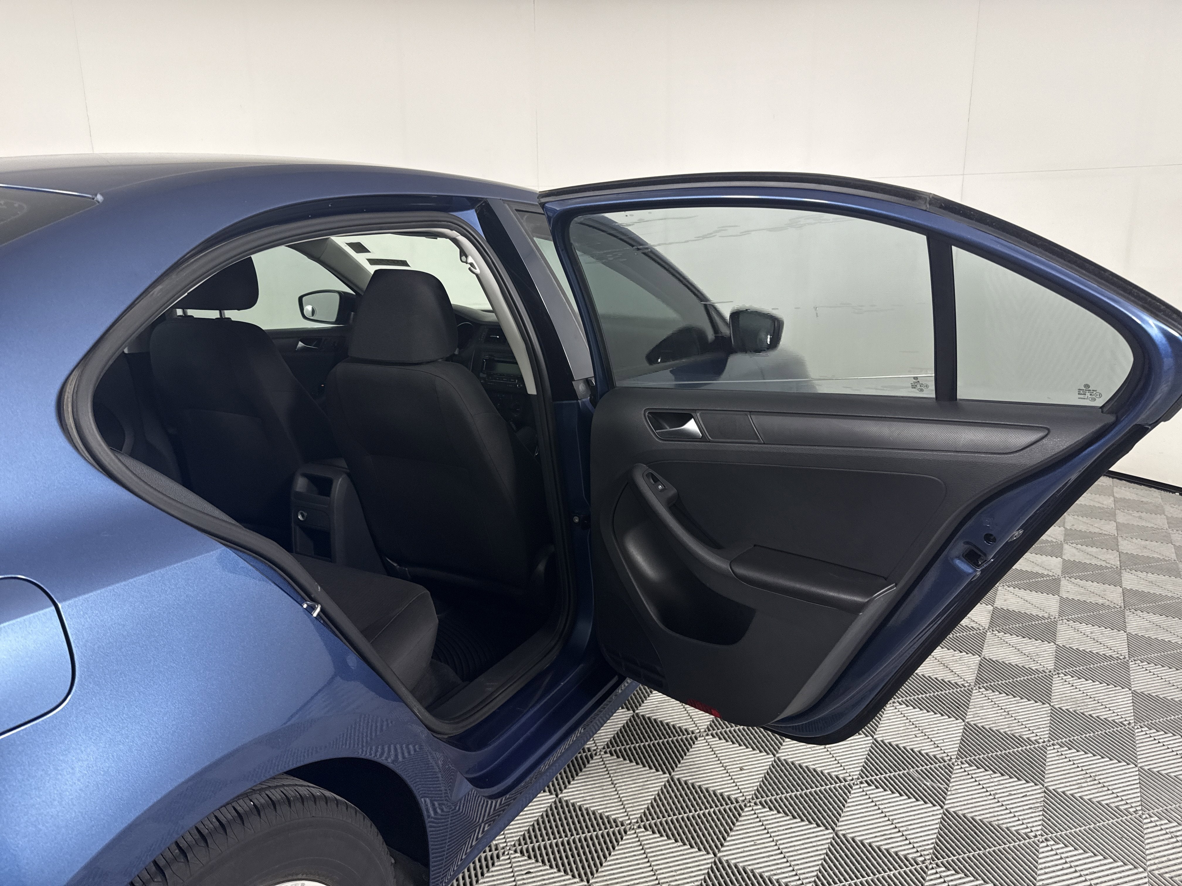 2015 Volkswagen Jetta 2.0L S