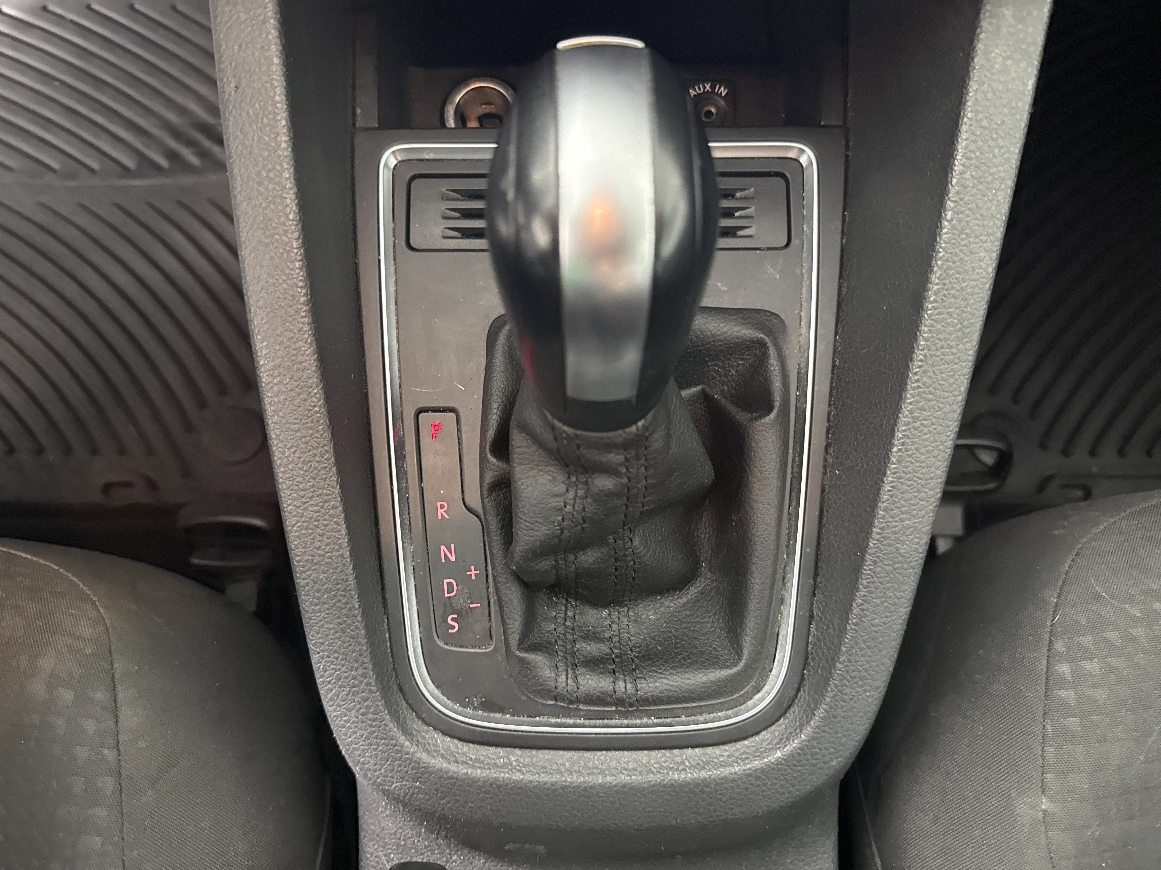 2015 Volkswagen Jetta 2.0L S