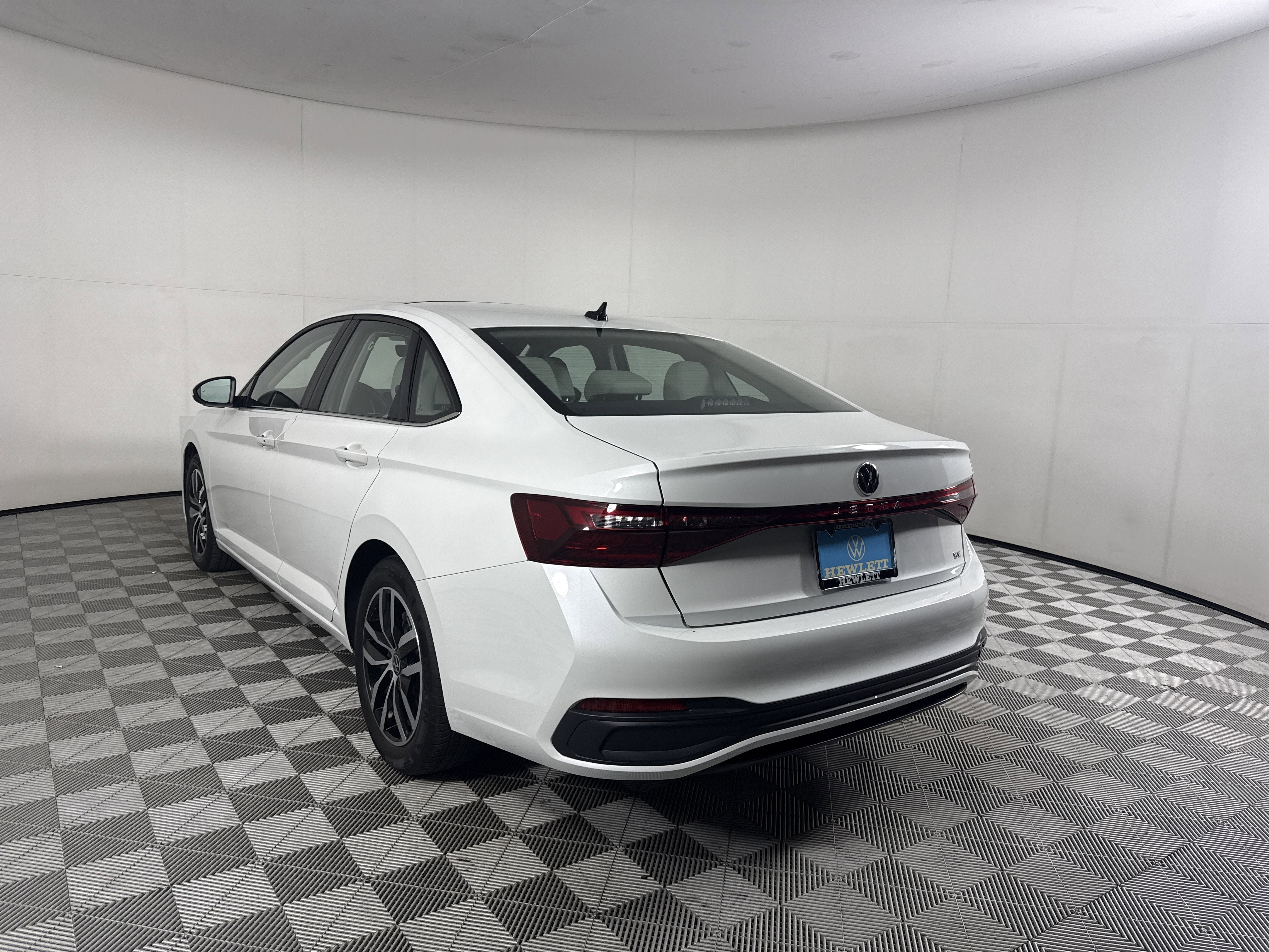 2025 Volkswagen Jetta SE