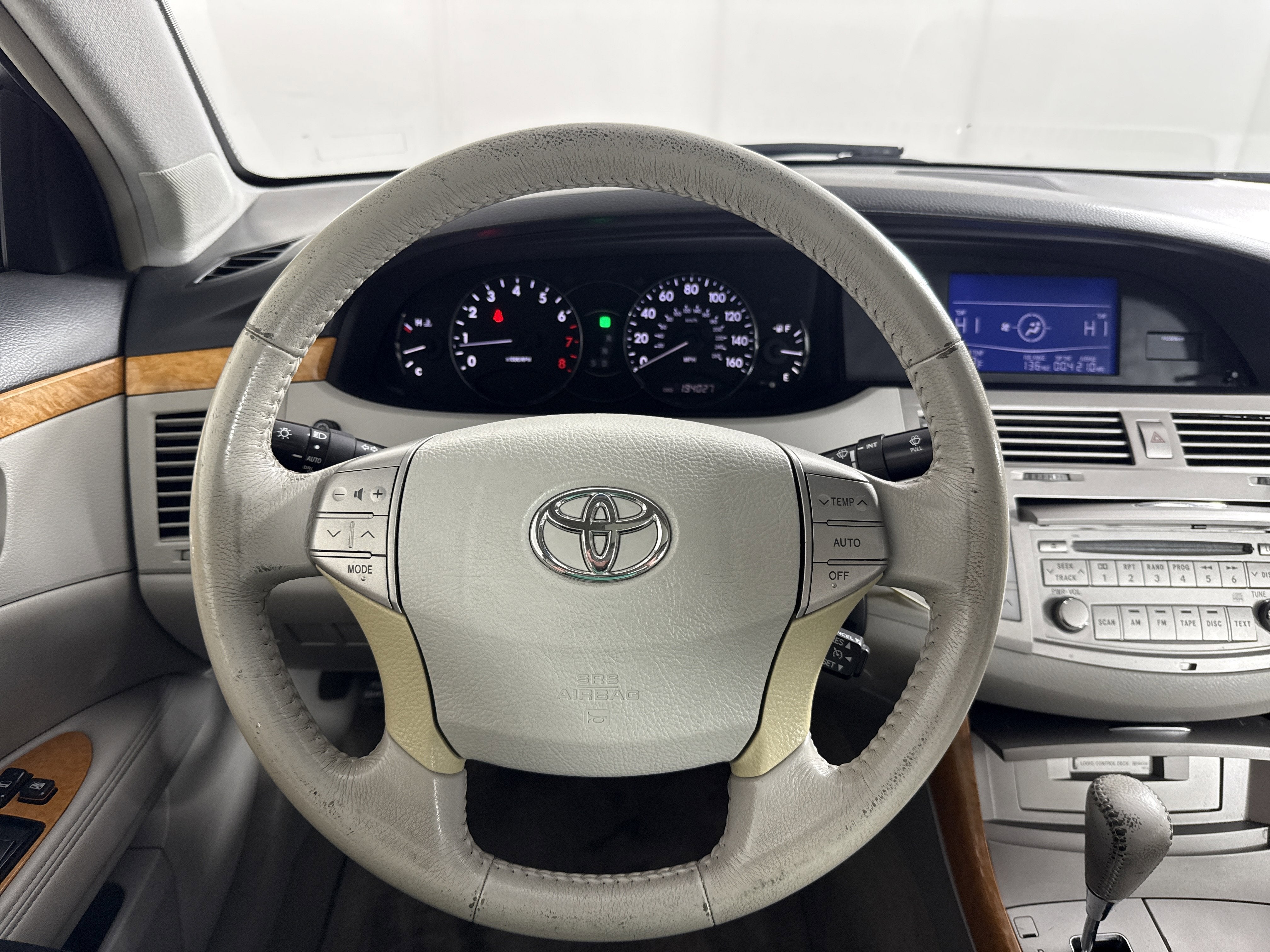 2006 Toyota Avalon XLS