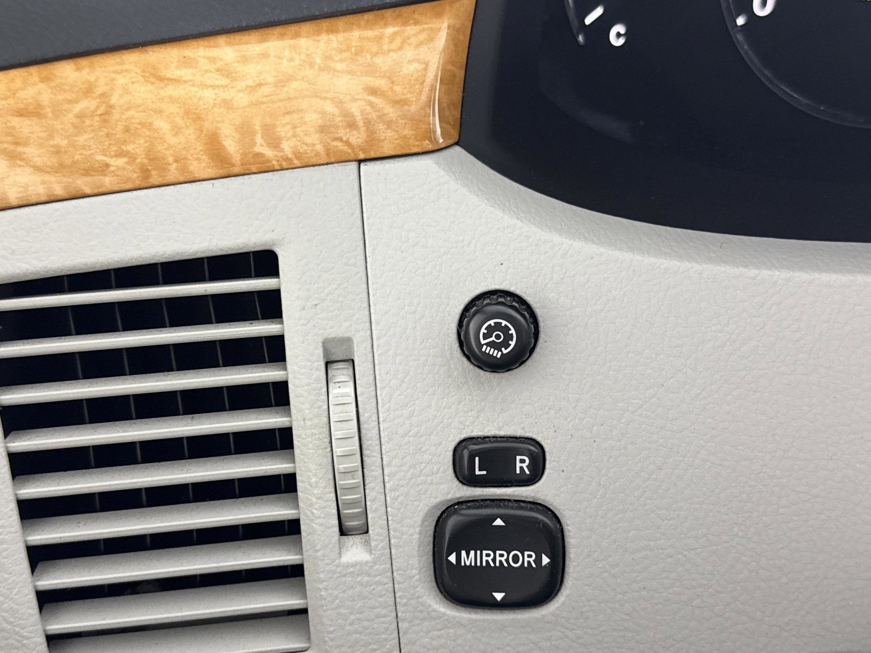 2006 Toyota Avalon XLS