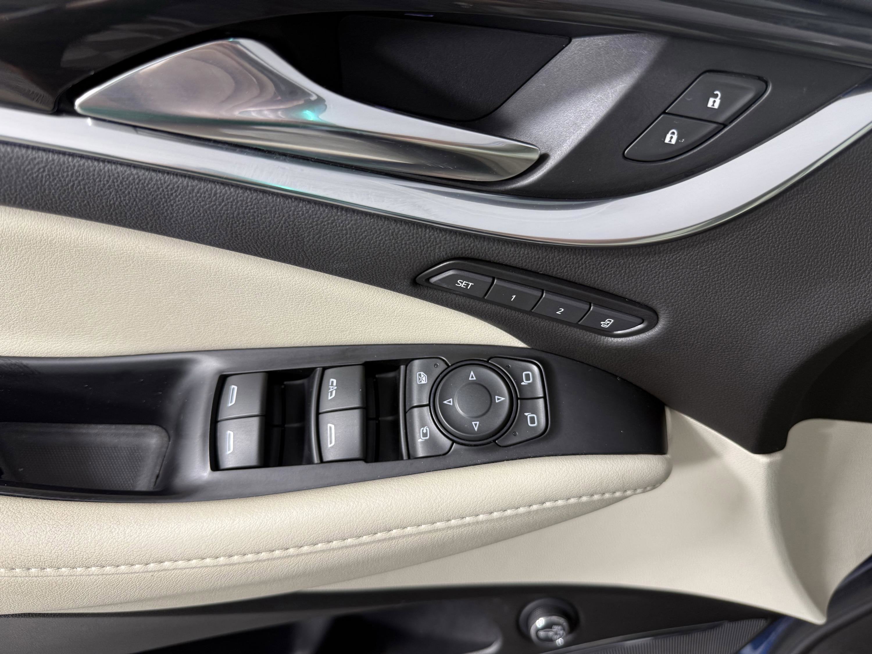 2023 Buick Enclave Premium