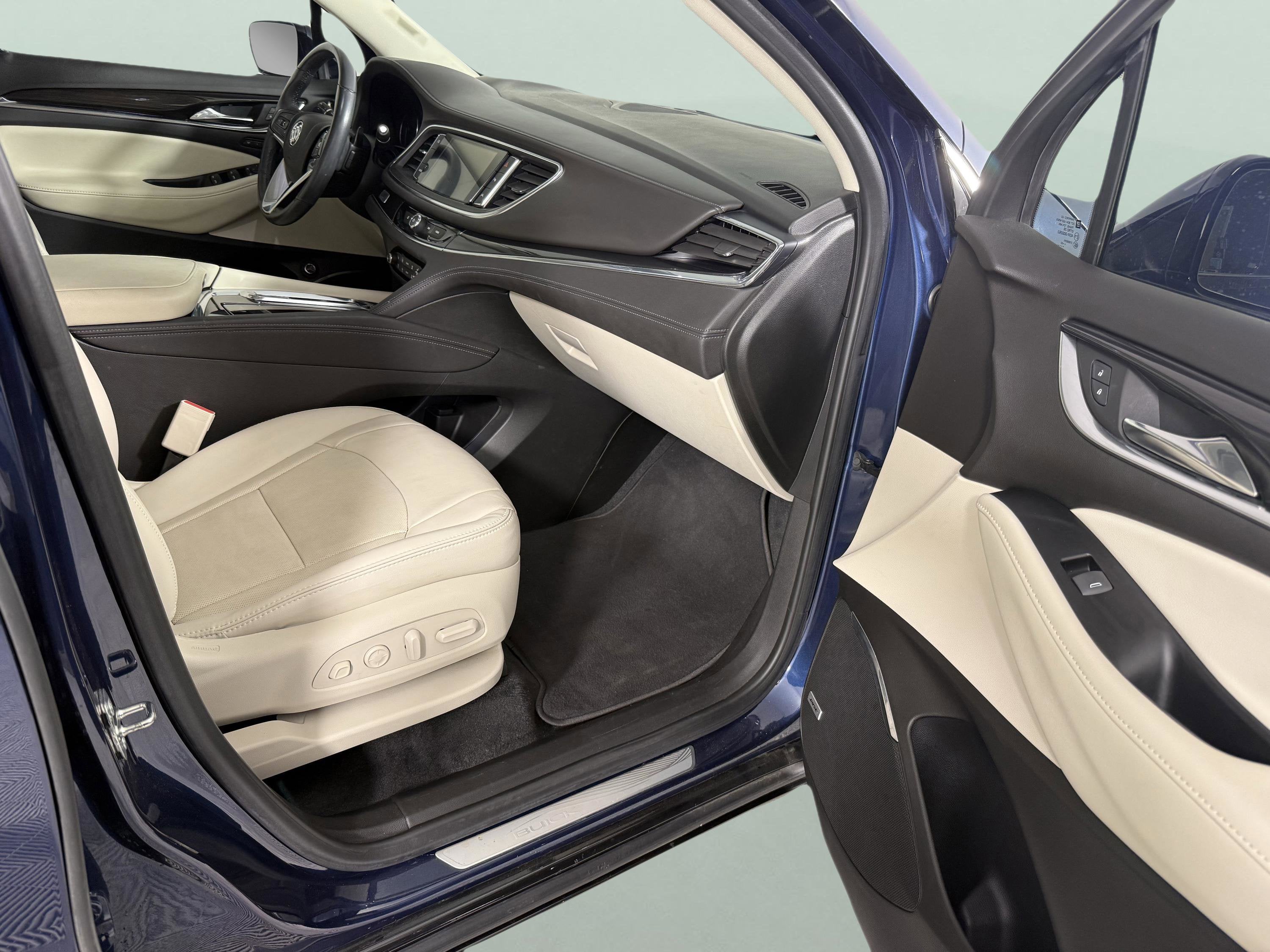 2023 Buick Enclave Premium