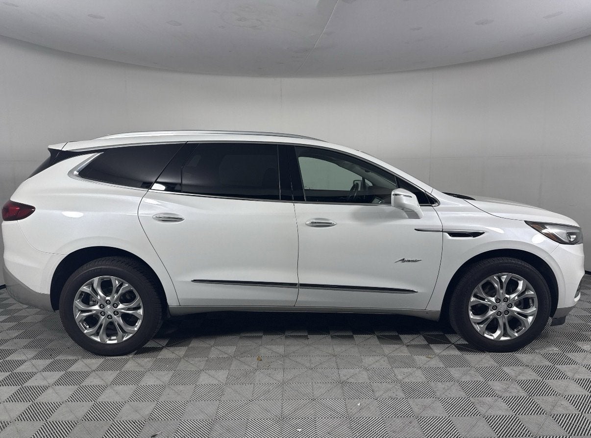 2018 Buick Enclave Avenir