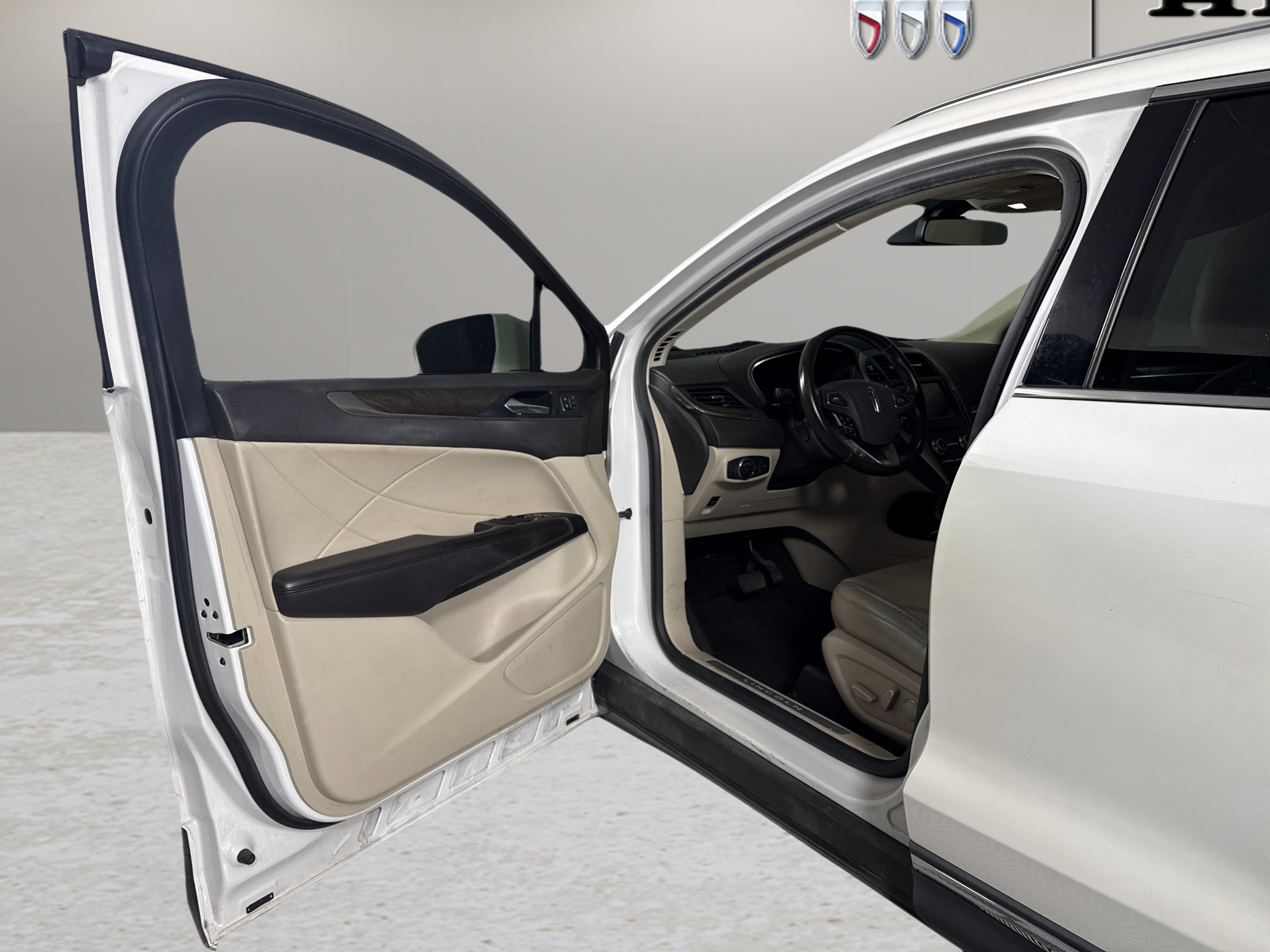 2017 Lincoln MKC Reserve