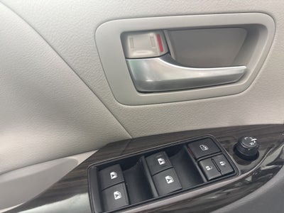 2015 Toyota Sienna XLE