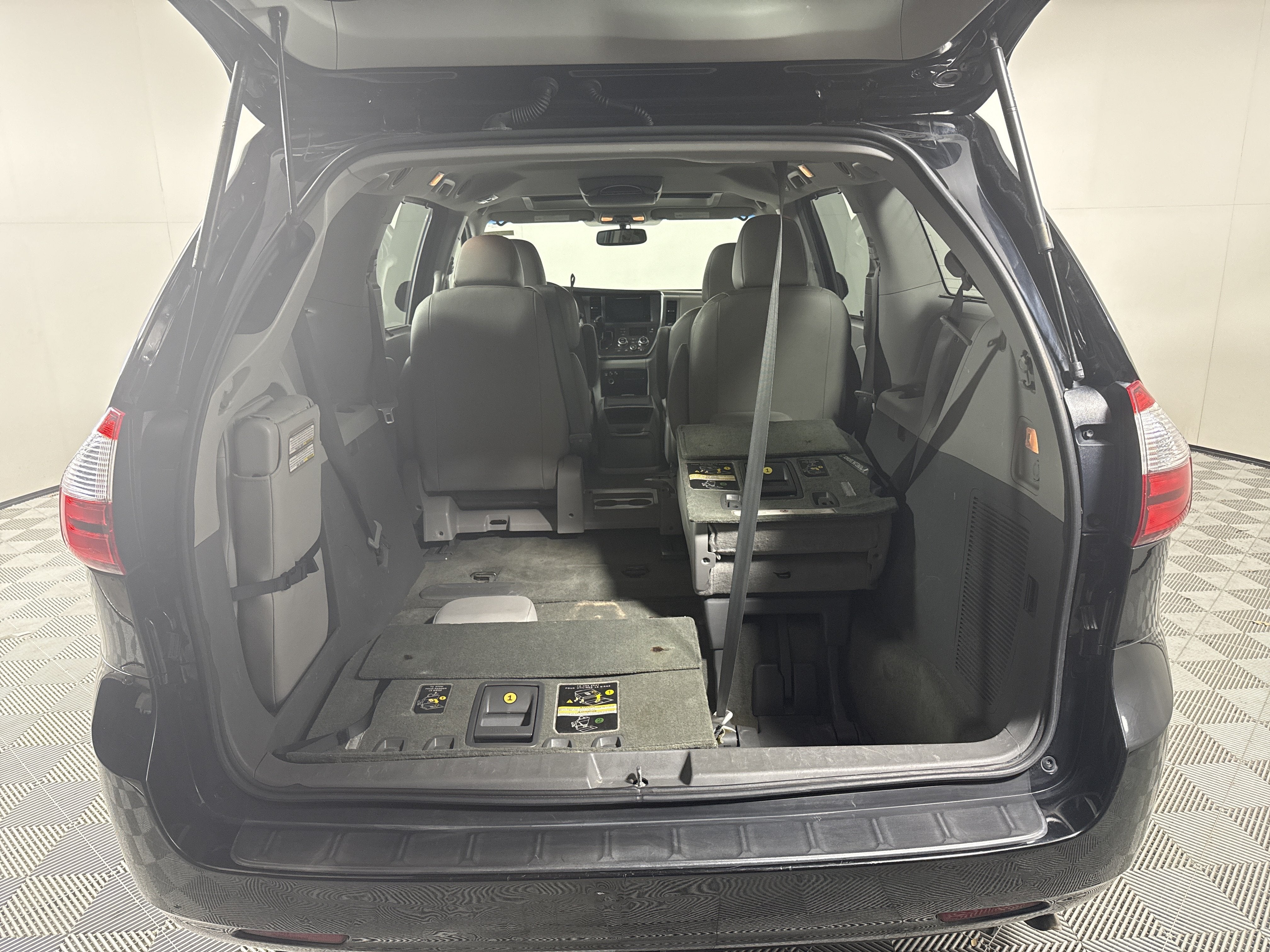 2015 Toyota Sienna XLE