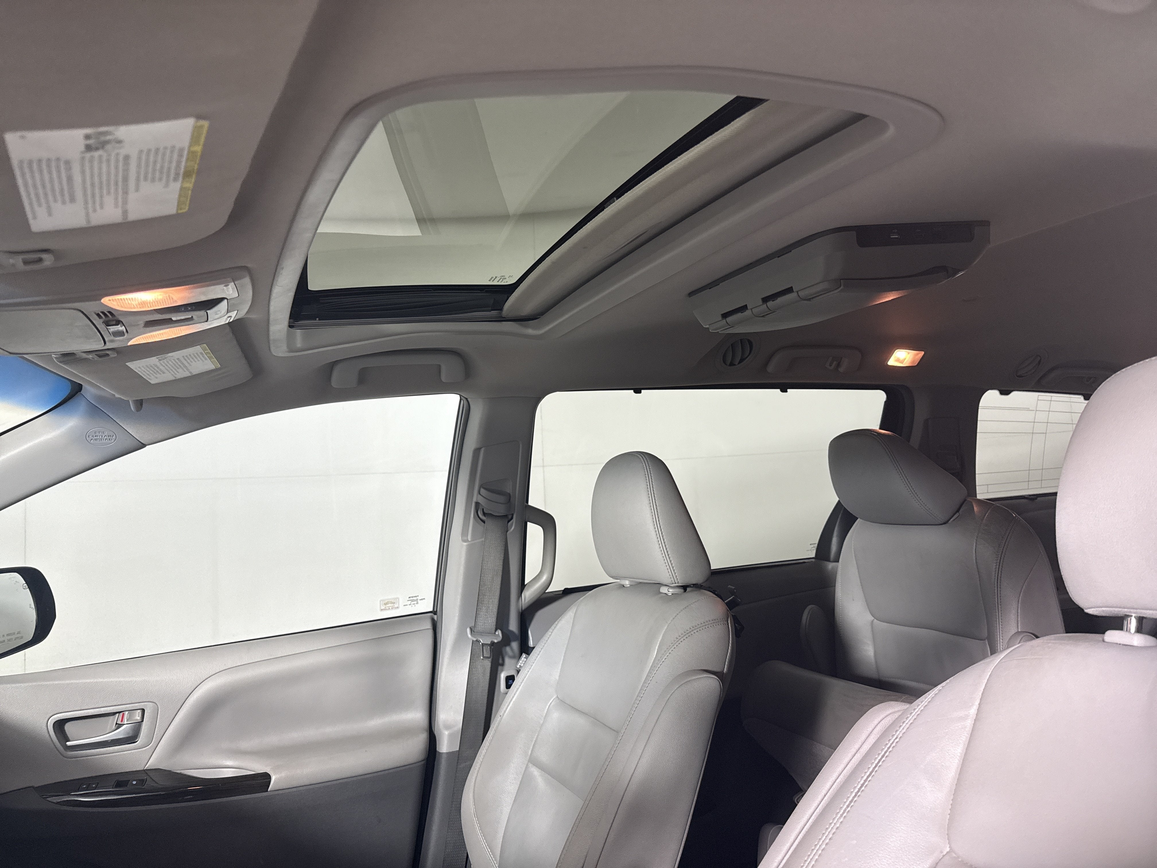 2015 Toyota Sienna XLE