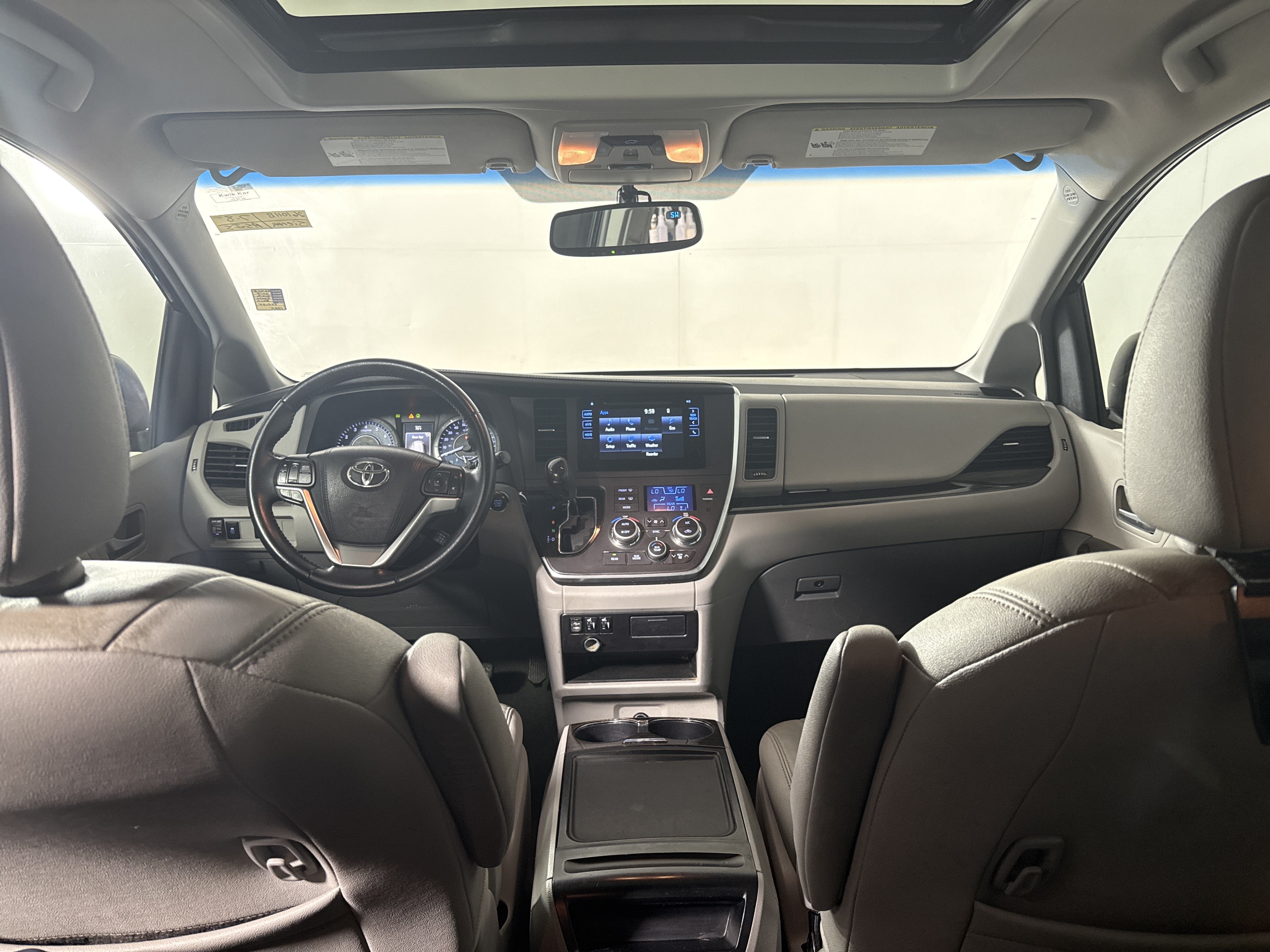 2015 Toyota Sienna XLE