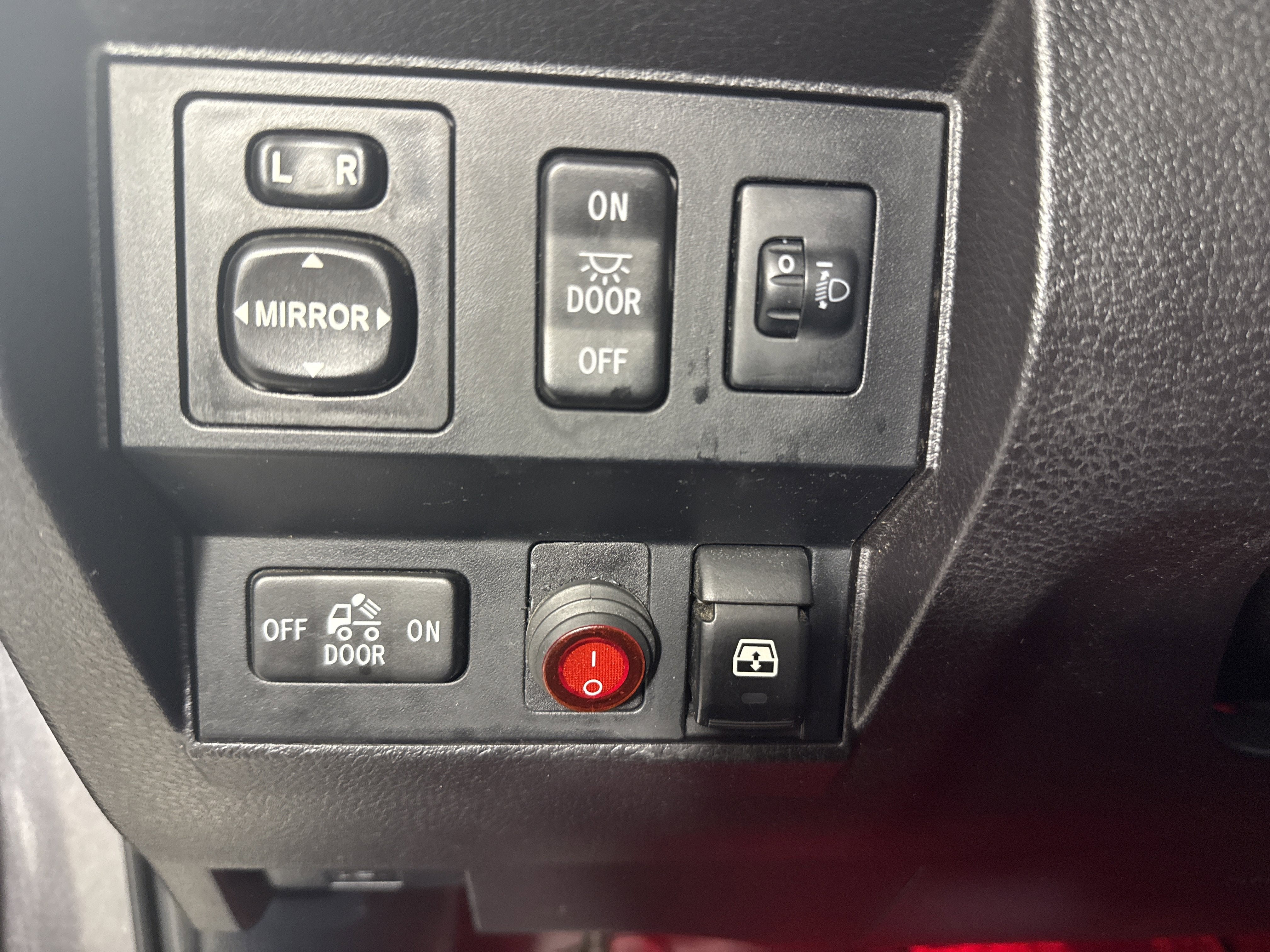 2015 Toyota Tundra 4WD Truck SR5