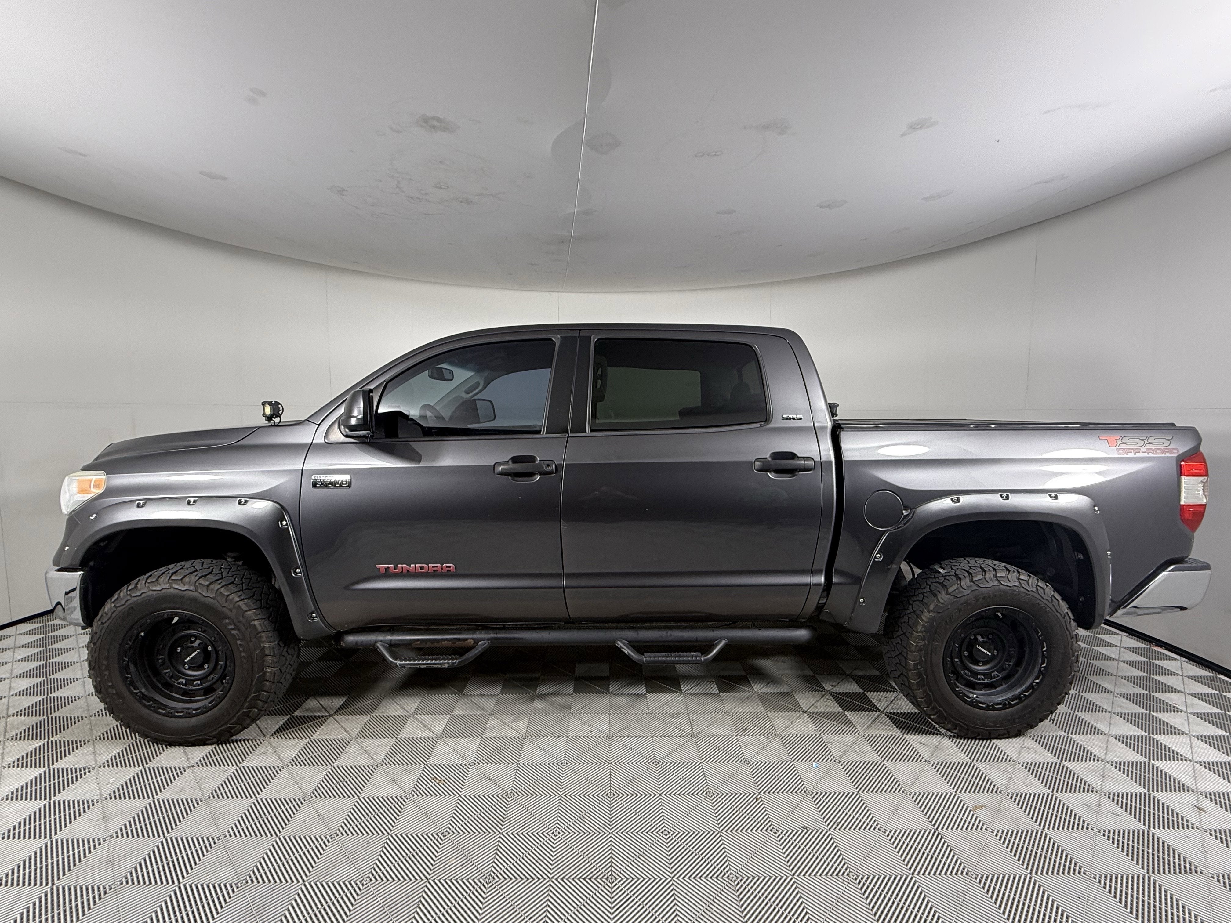 2015 Toyota Tundra 4WD Truck SR5