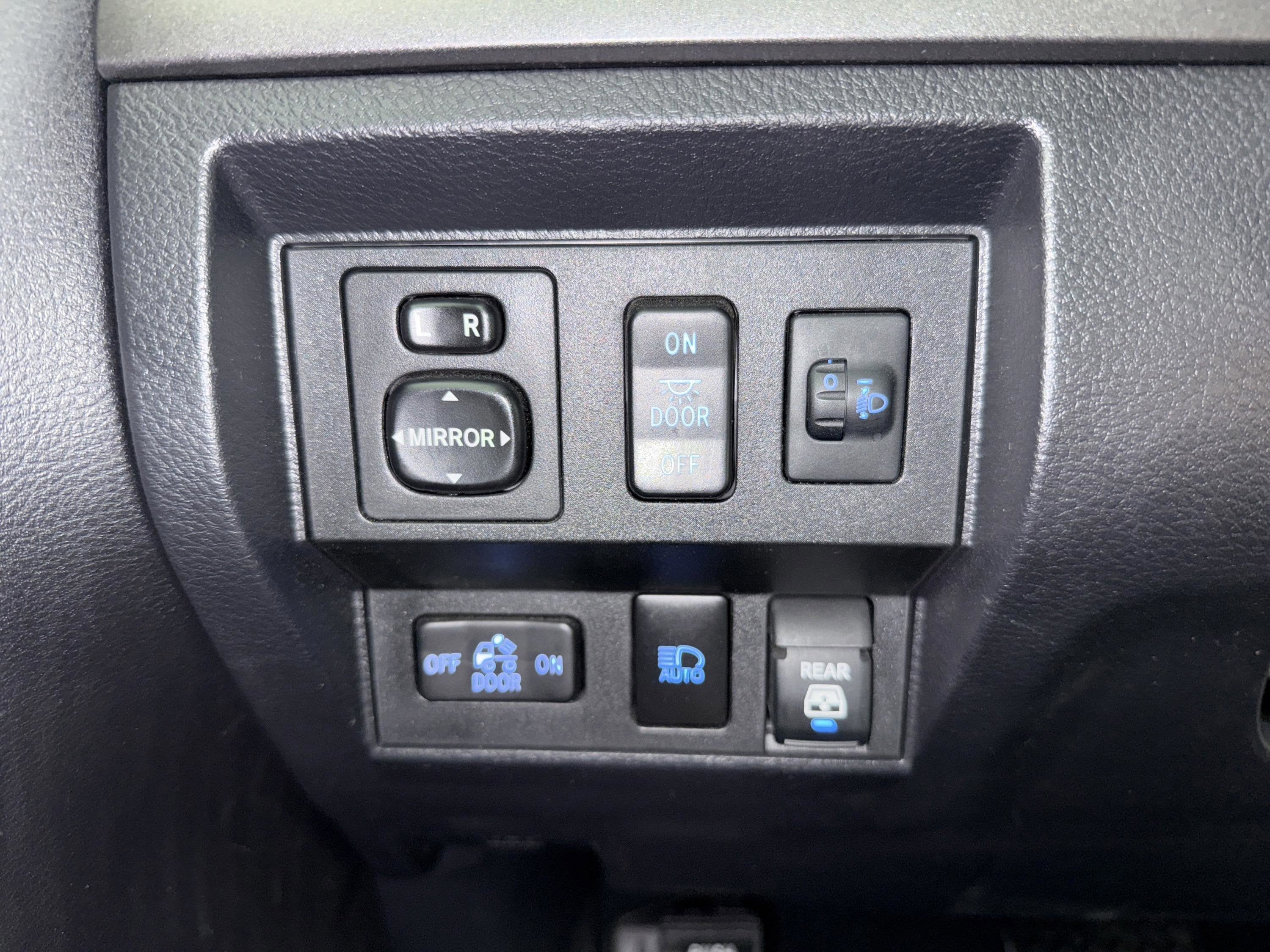 2021 Toyota Tundra 2WD SR5