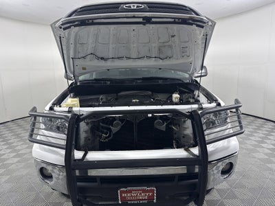 2013 Toyota Tundra 4WD Truck GRADE