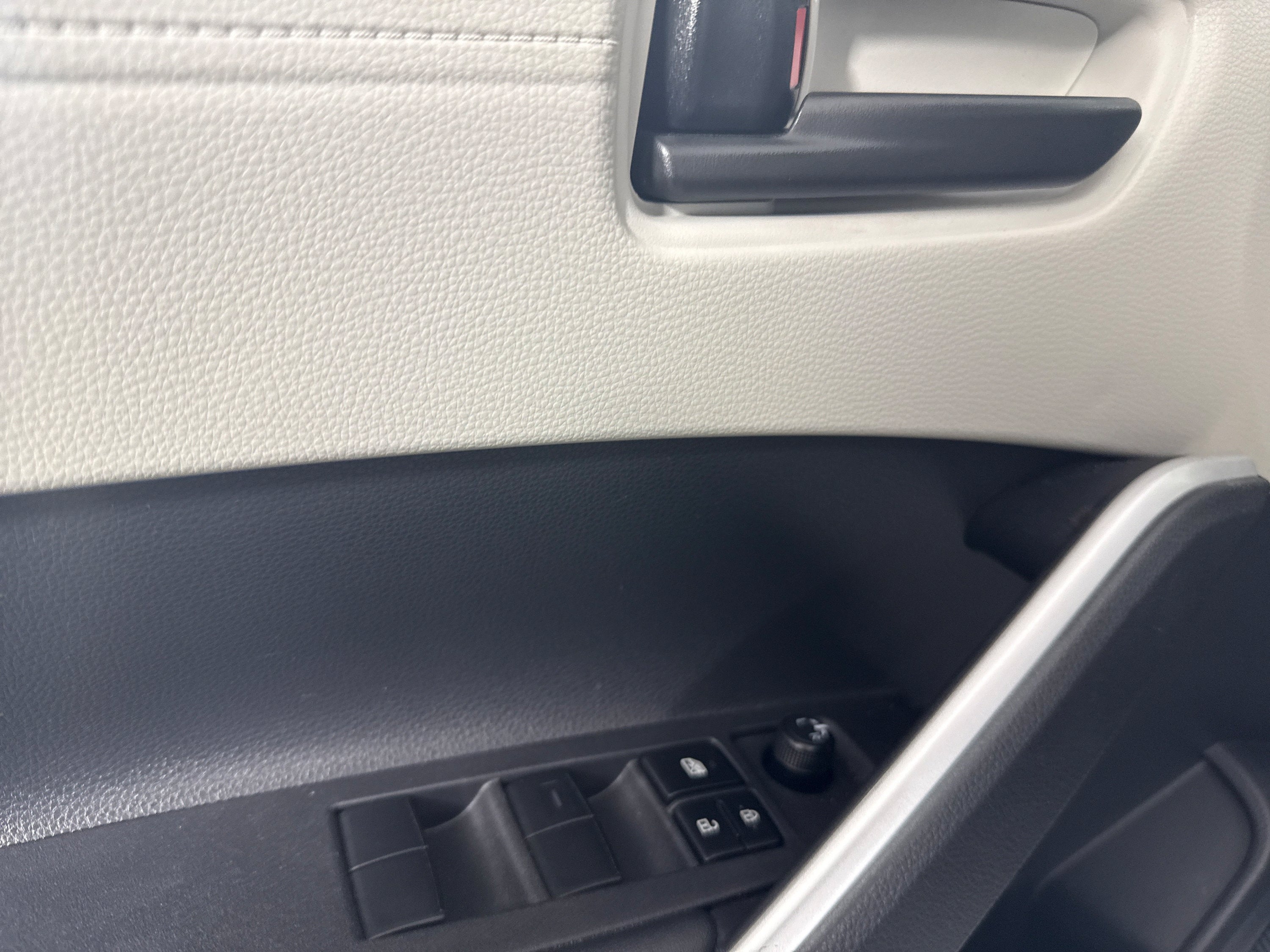 2025 Toyota Corolla Cross L