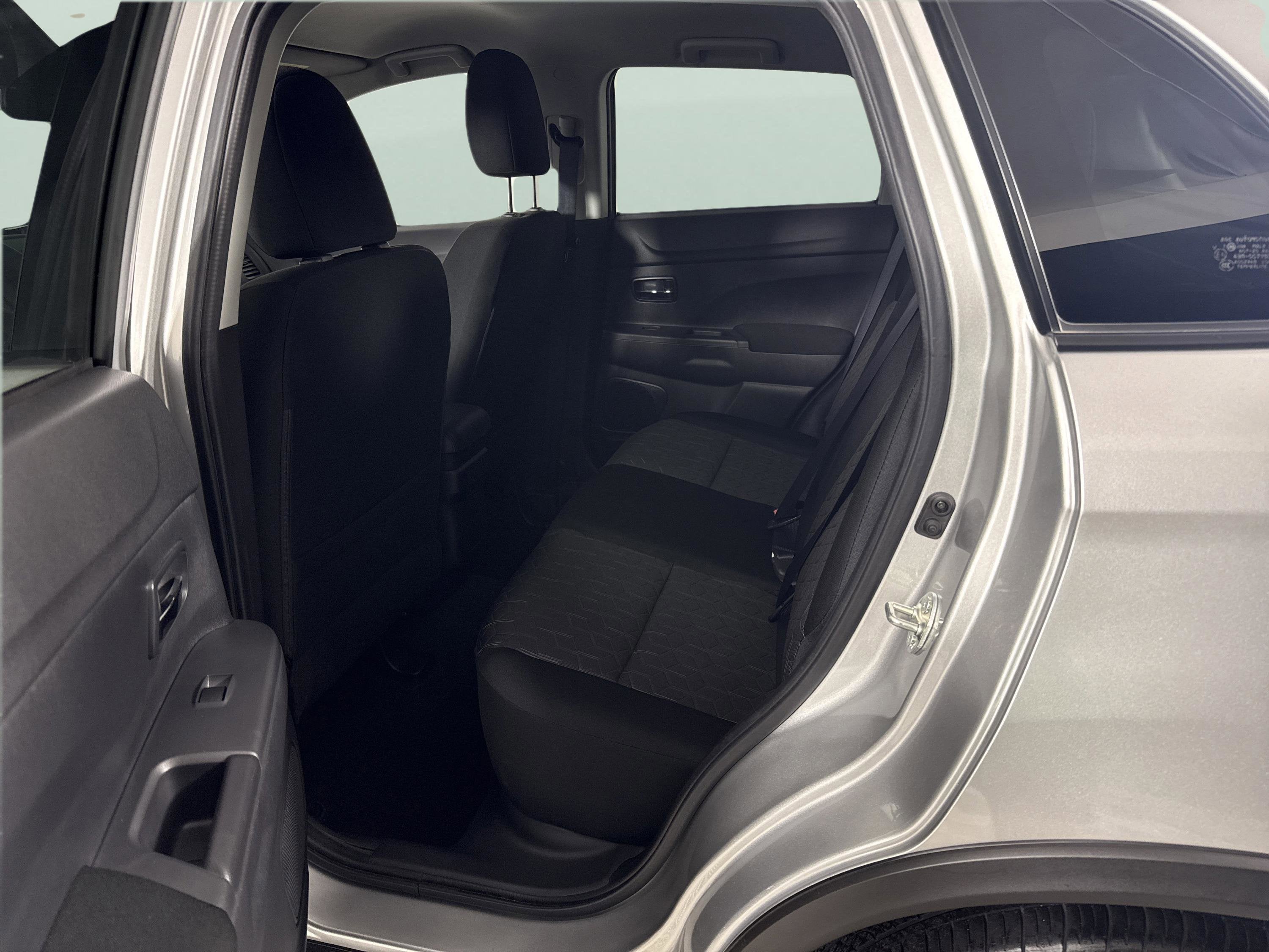 2023 Mitsubishi Outlander Sport Base