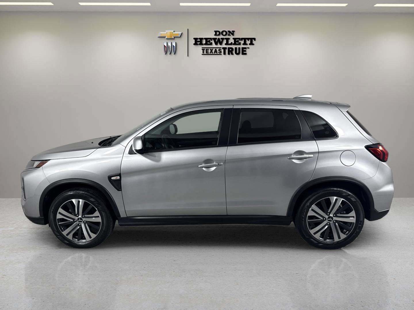 2023 Mitsubishi Outlander Sport Base