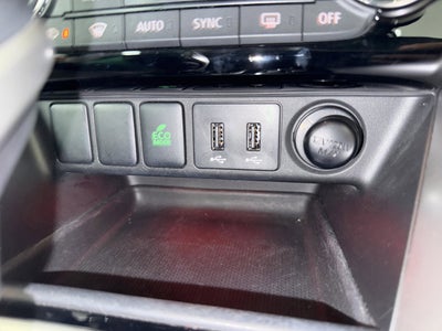 2018 Mitsubishi Eclipse Cross Base
