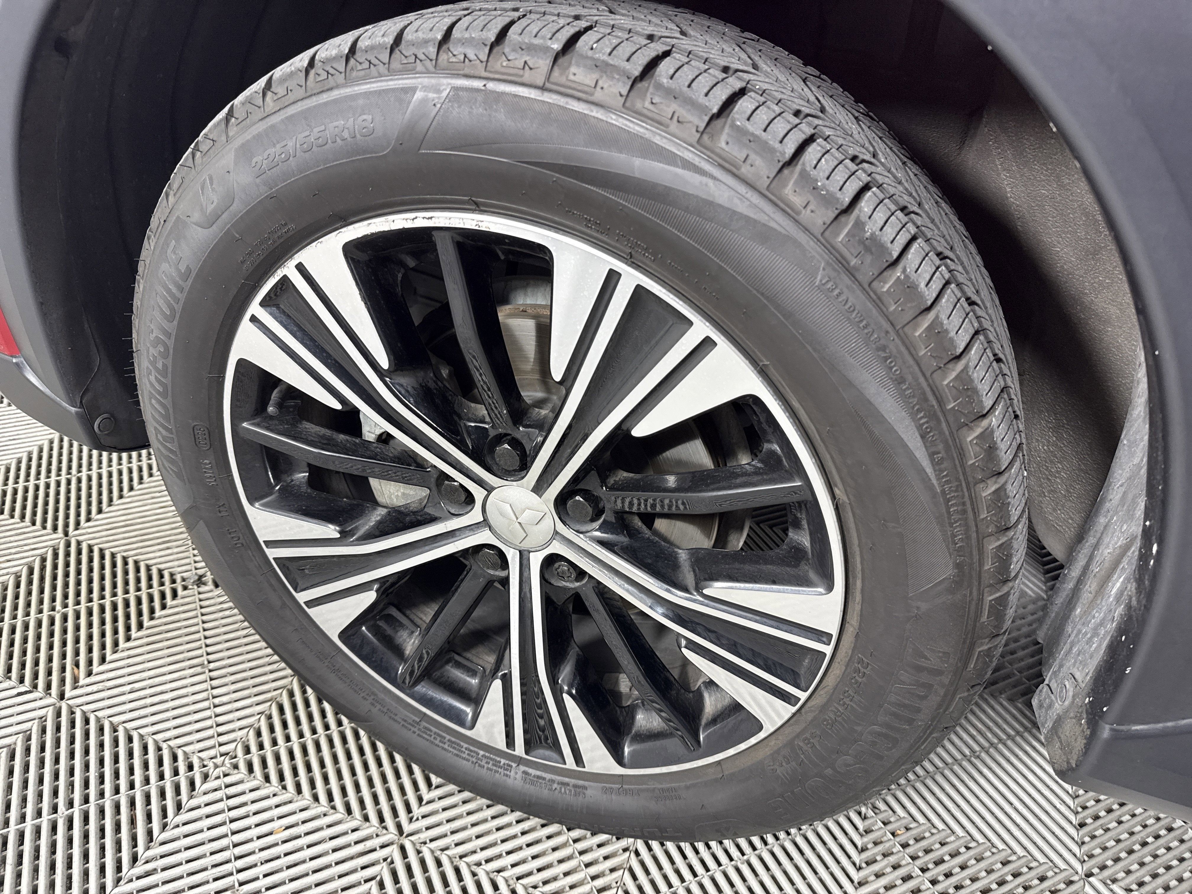 2018 Mitsubishi Eclipse Cross Base