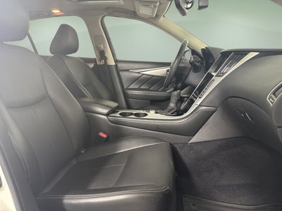 2023 INFINITI Q50 LUXE