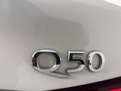 2023 INFINITI Q50 LUXE