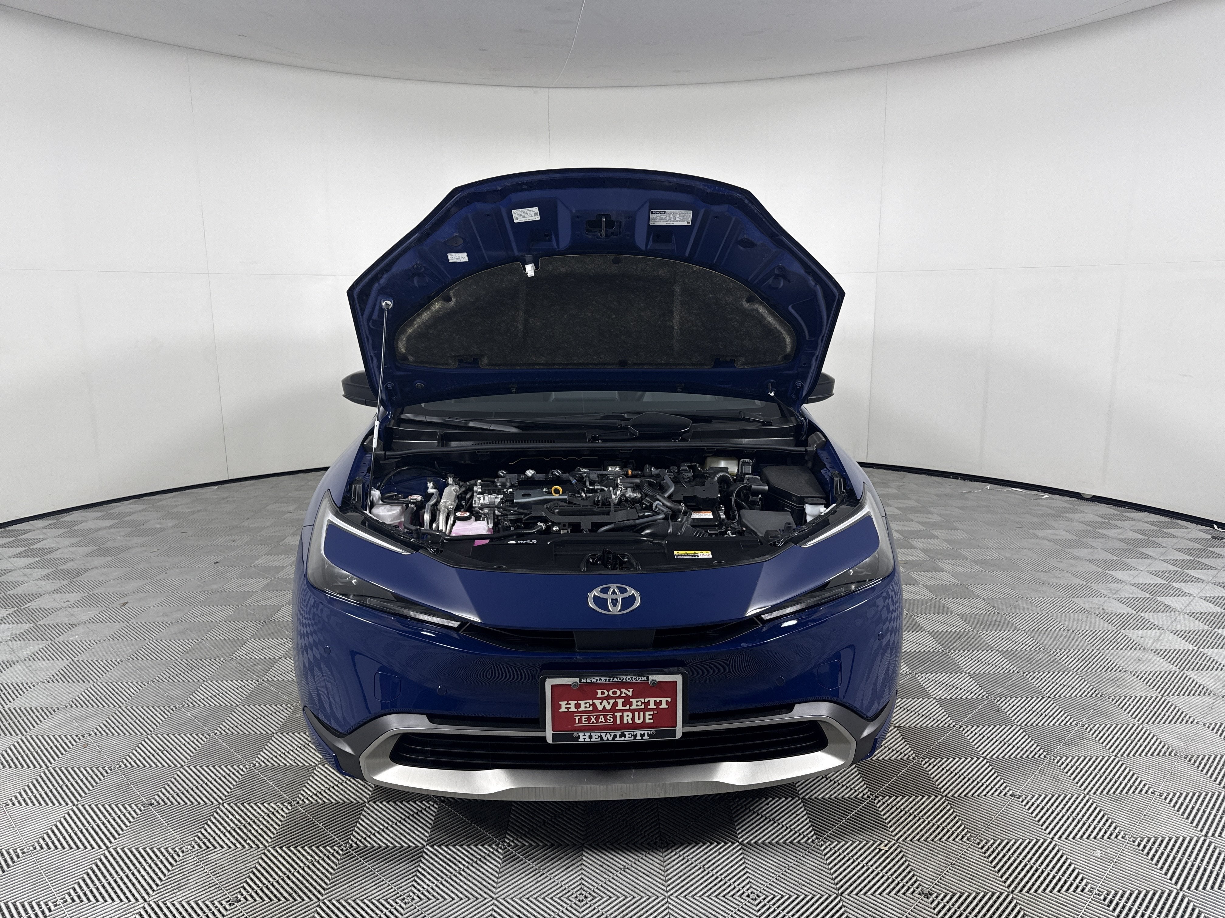 2026 Toyota Prius Plug-In Hybrid SE
