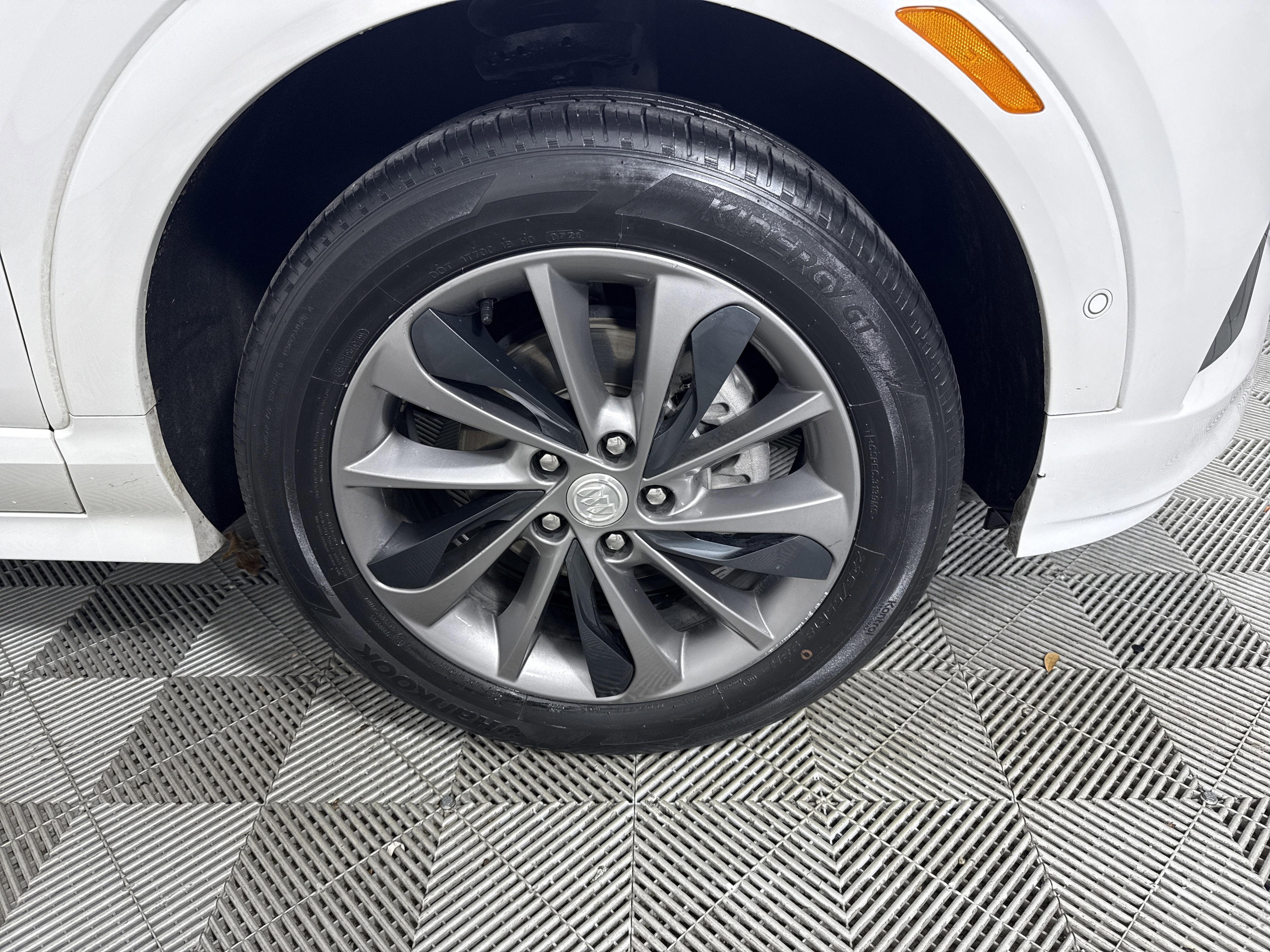 2021 Buick Encore GX Essence