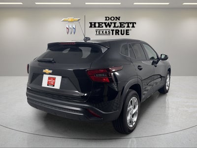 2025 Chevrolet Trax LS