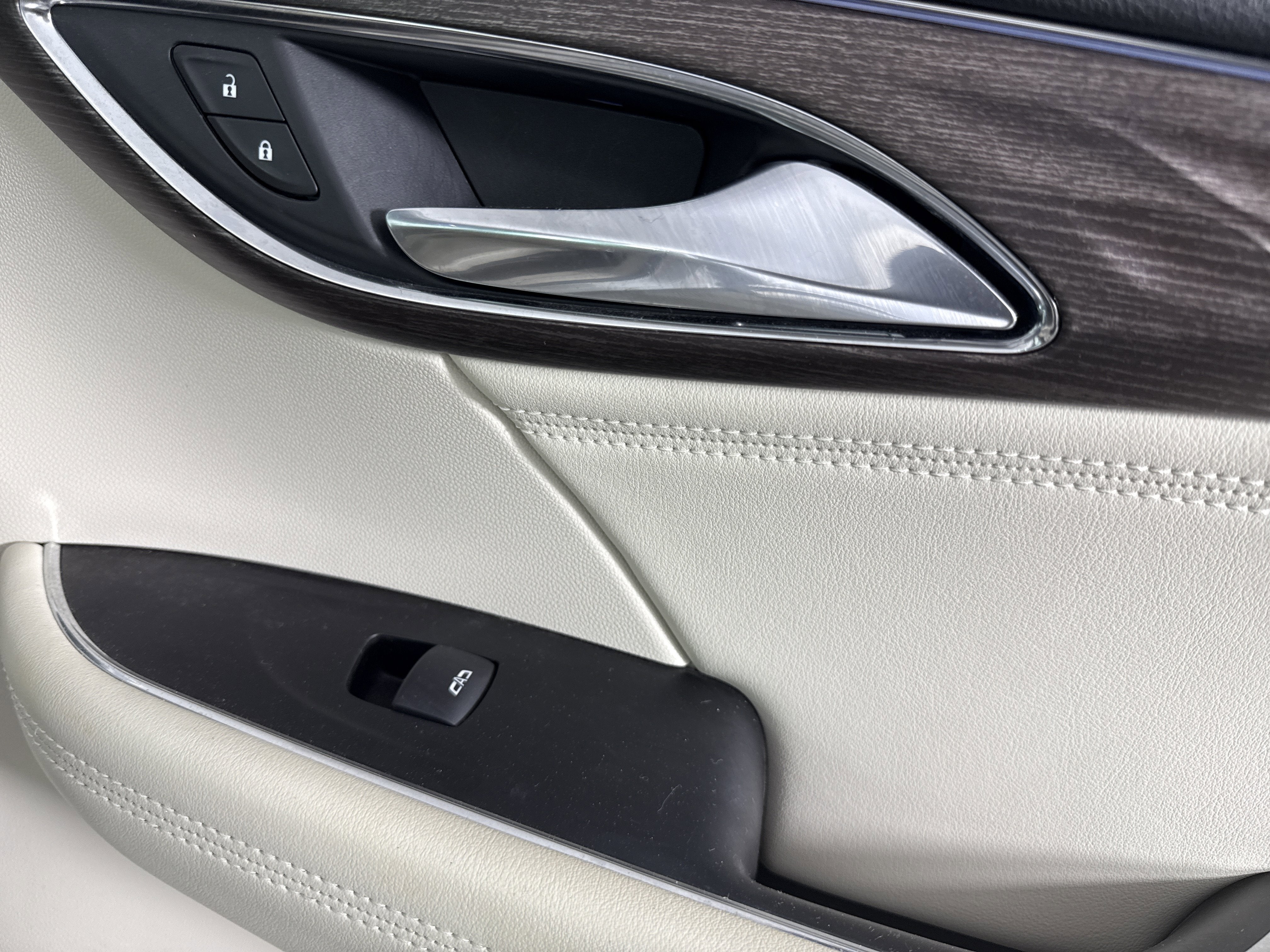 2022 Buick Envision Avenir