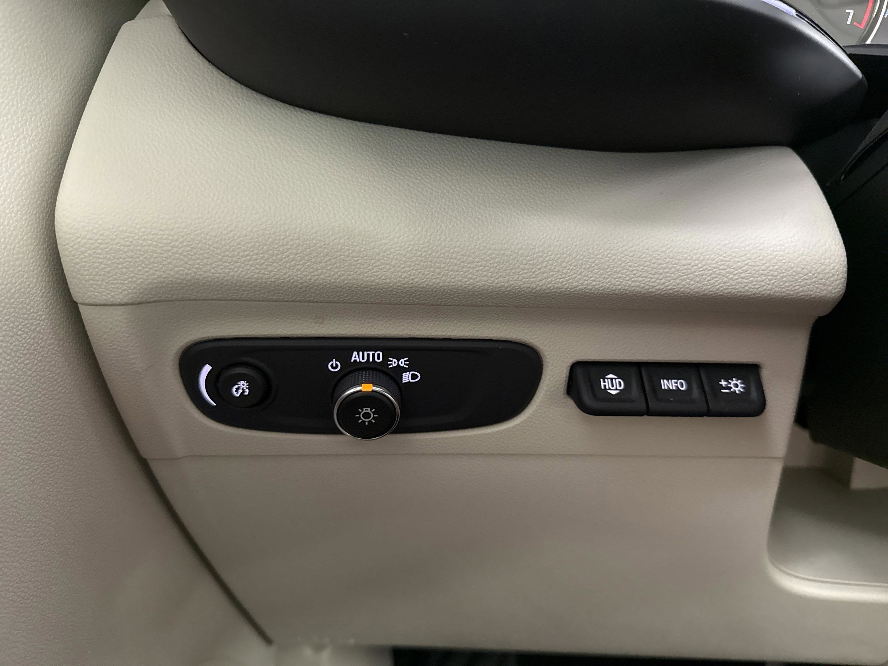 2022 Buick Envision Avenir