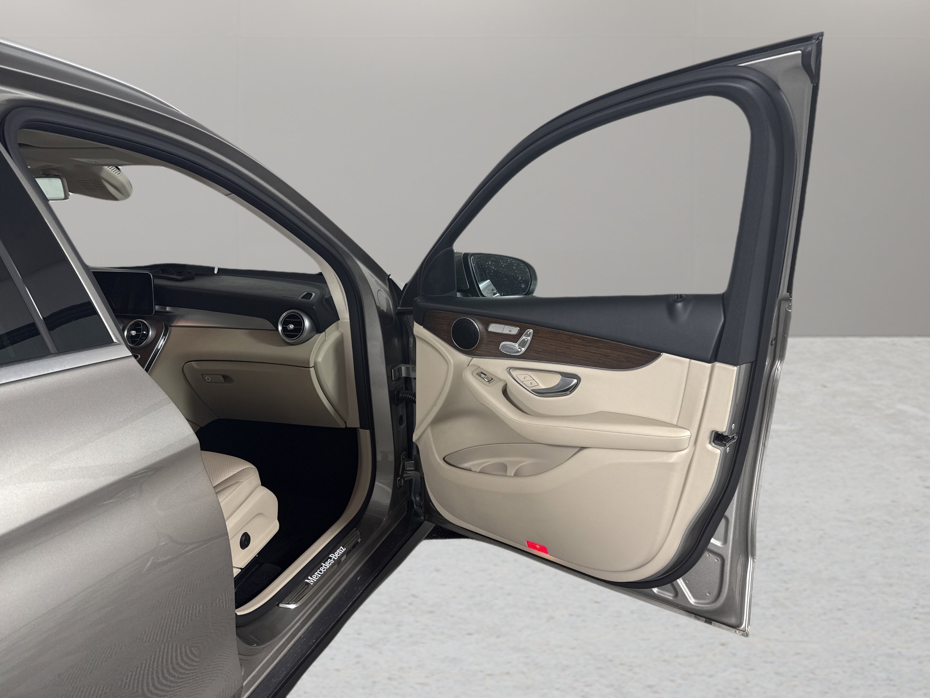 2020 Mercedes-Benz GLC GLC 300