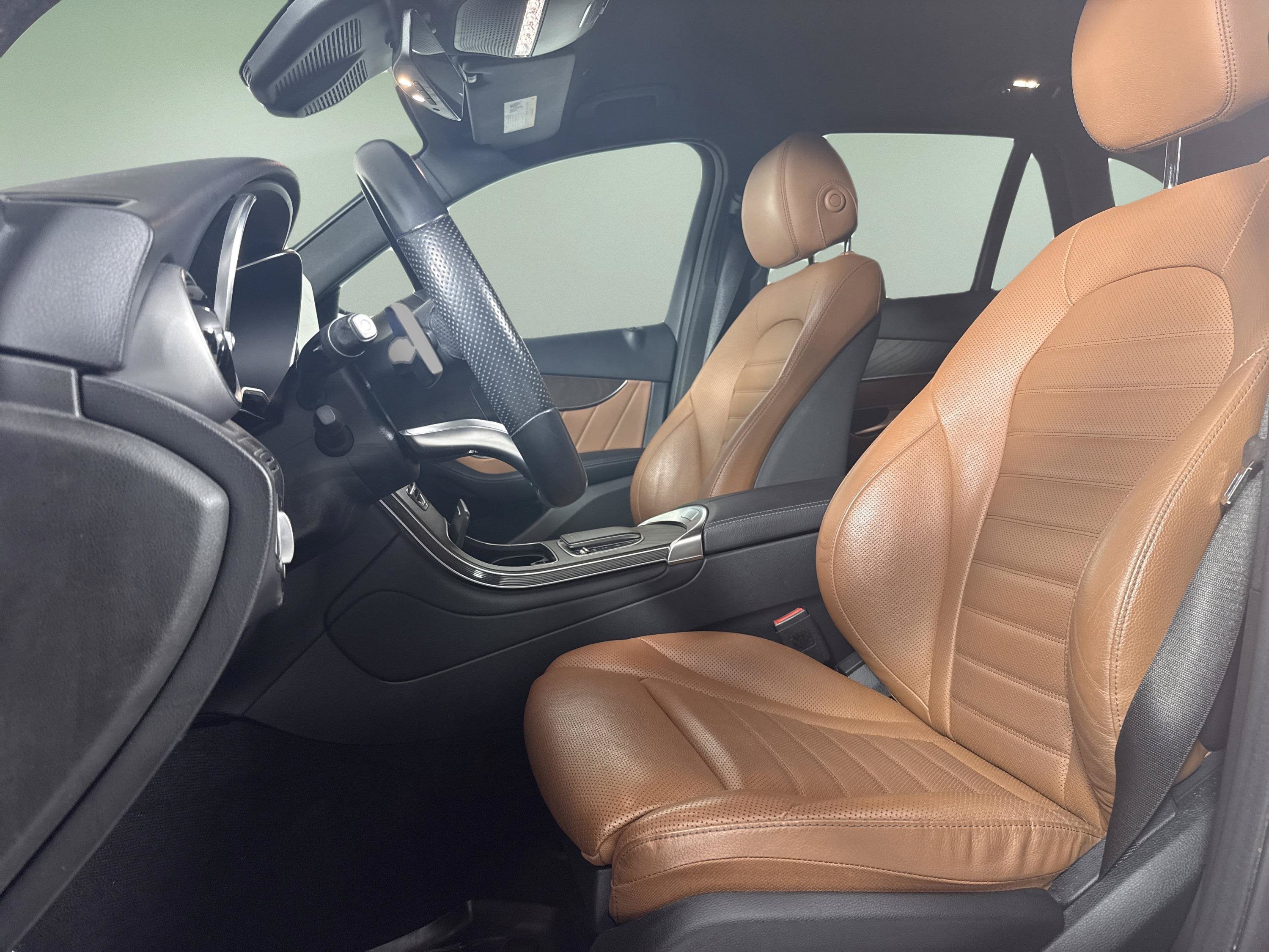 2021 Mercedes-Benz GLC GLC 300