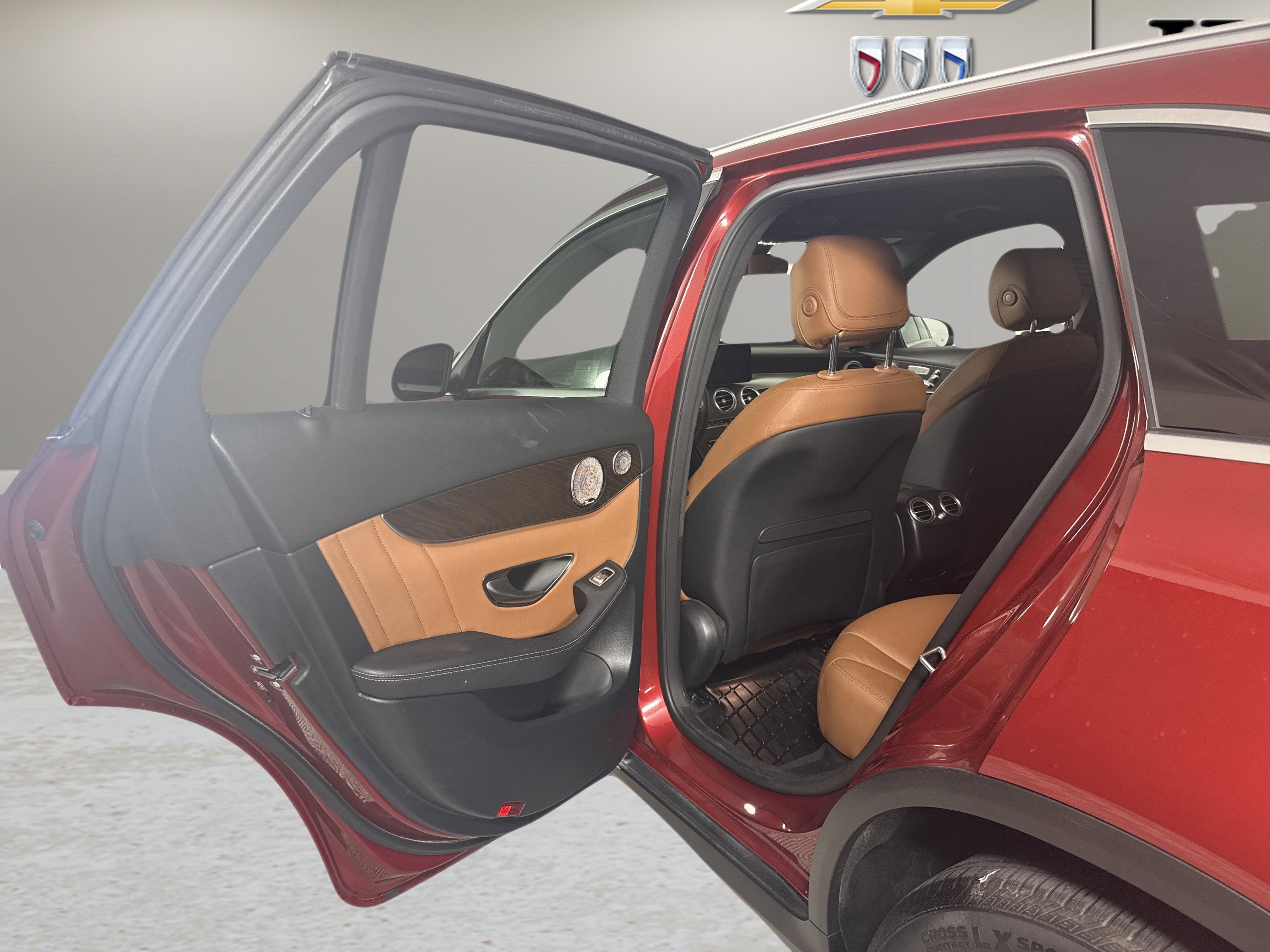 2021 Mercedes-Benz GLC GLC 300