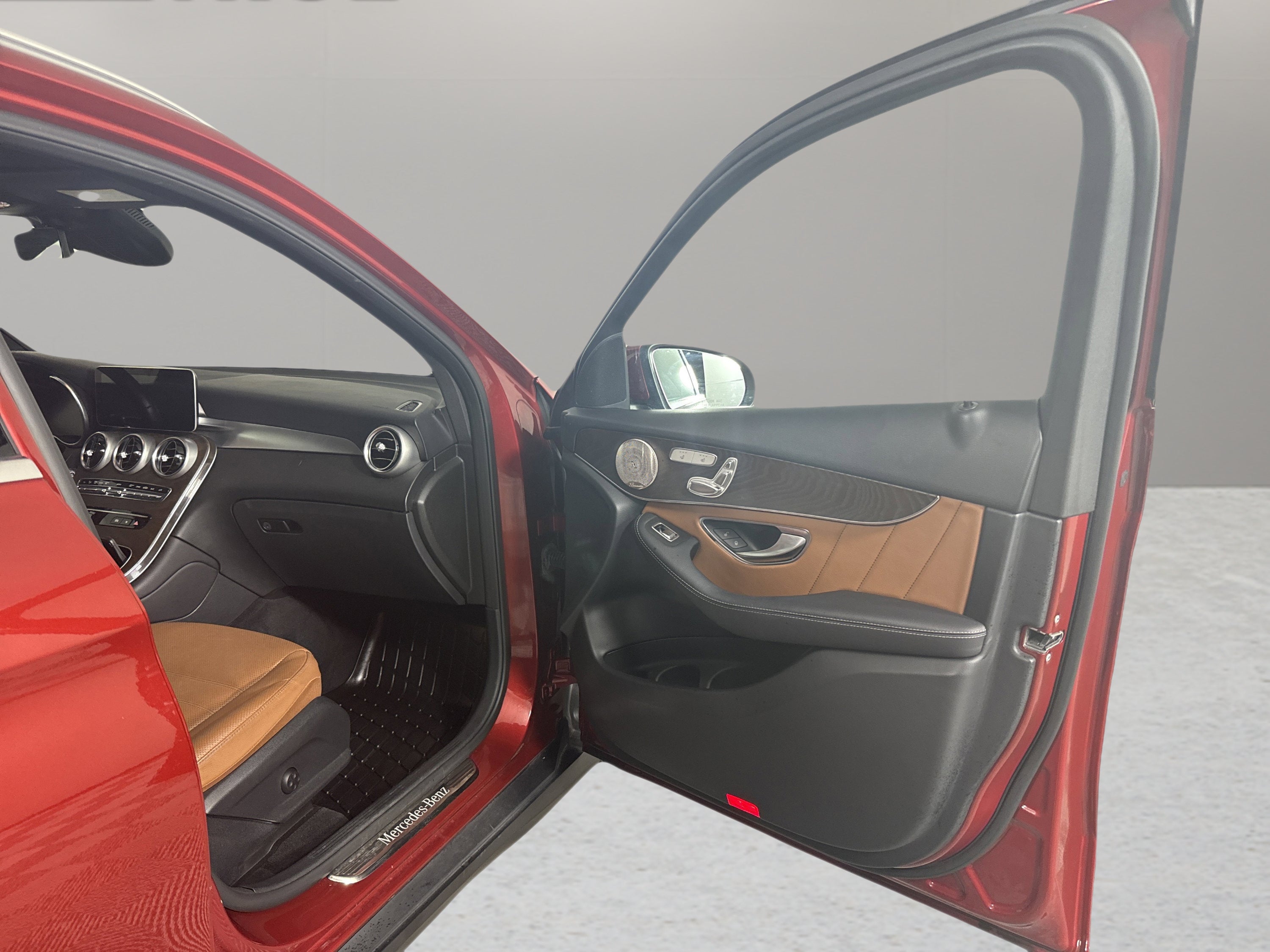 2021 Mercedes-Benz GLC GLC 300