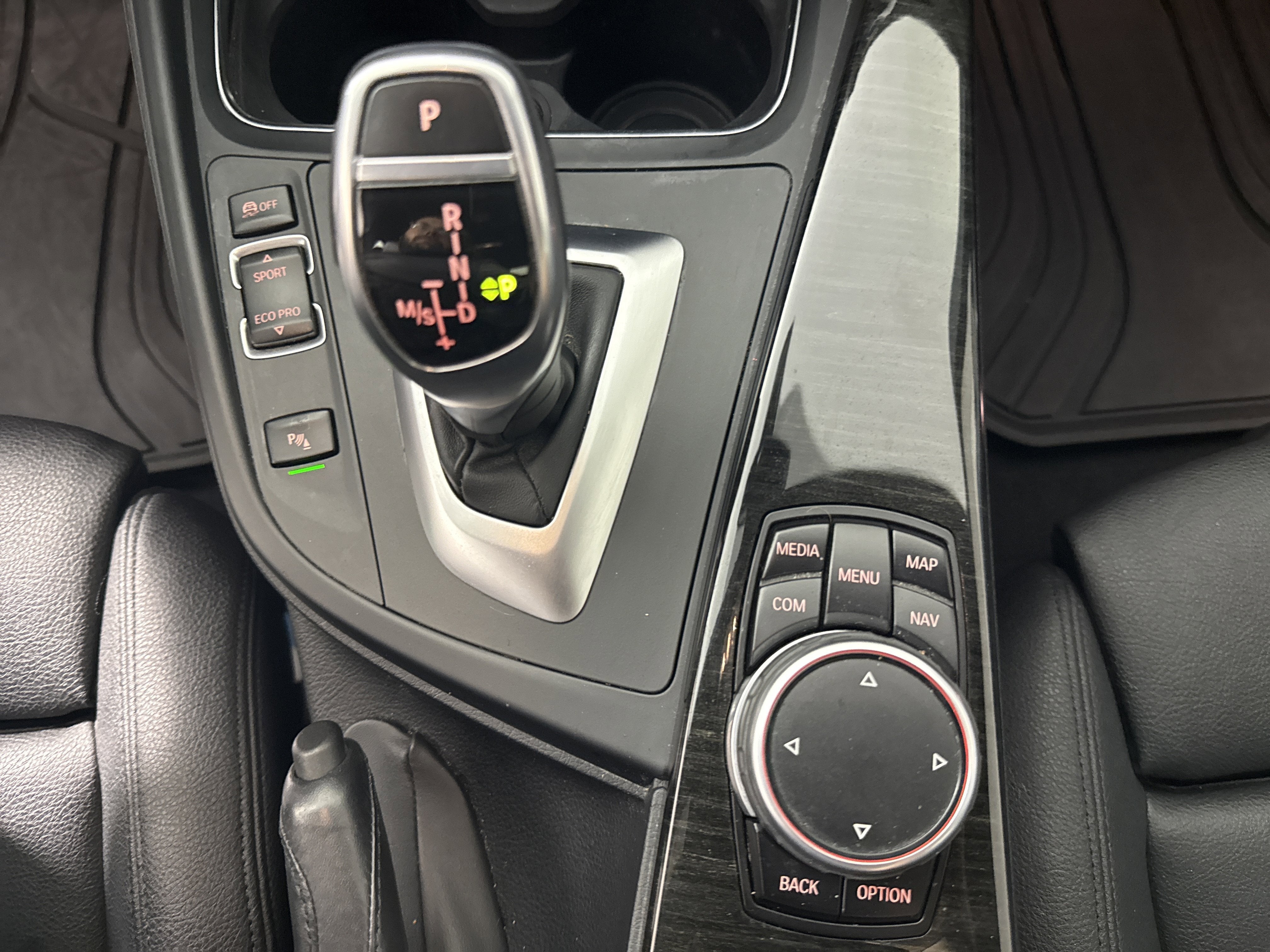 2017 BMW 3 Series 330i