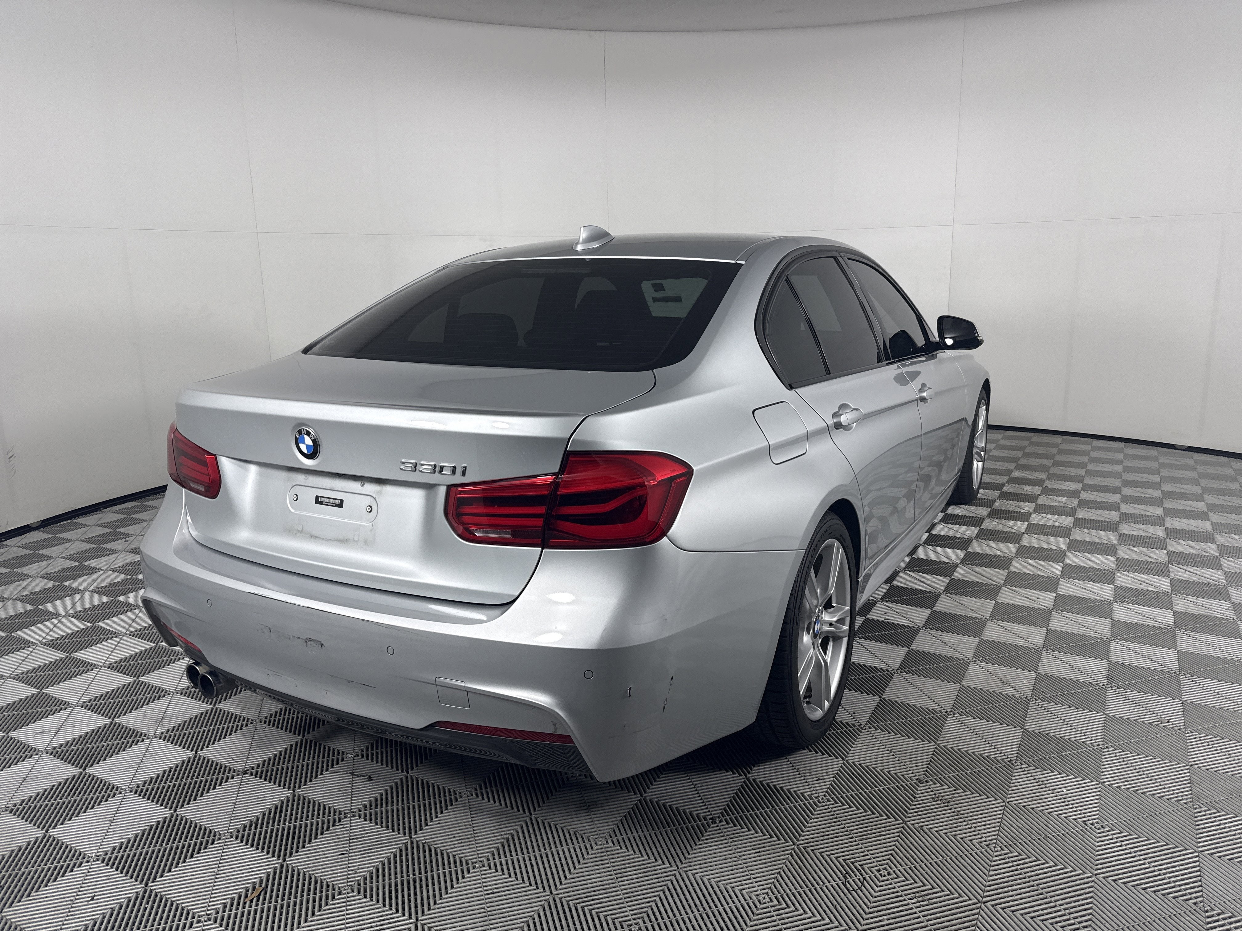 2017 BMW 3 Series 330i