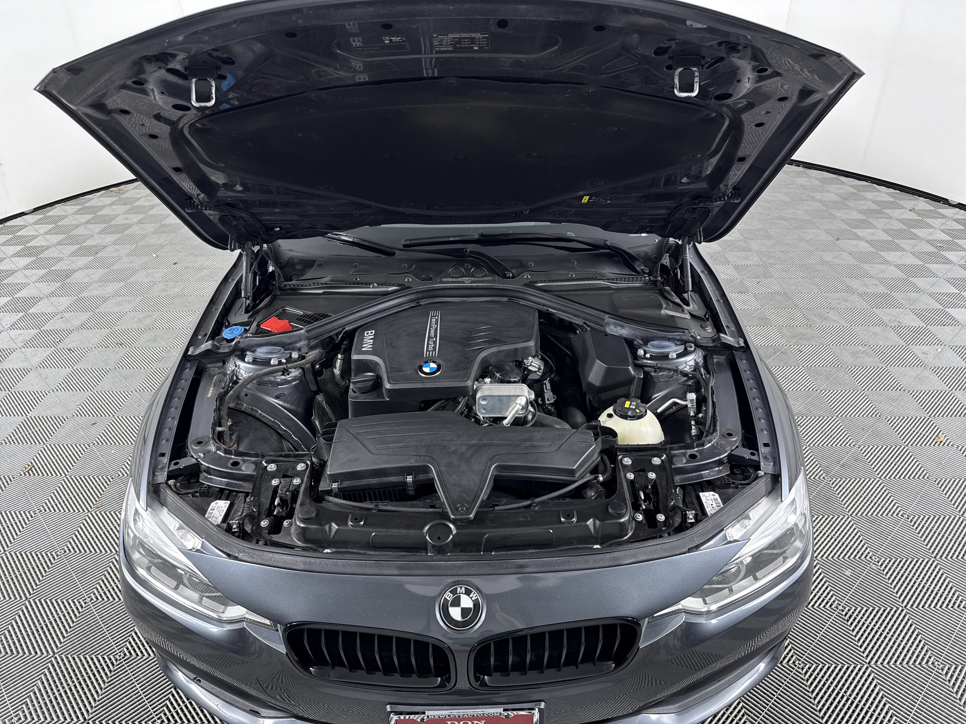 2018 BMW 3 Series 320i xDrive