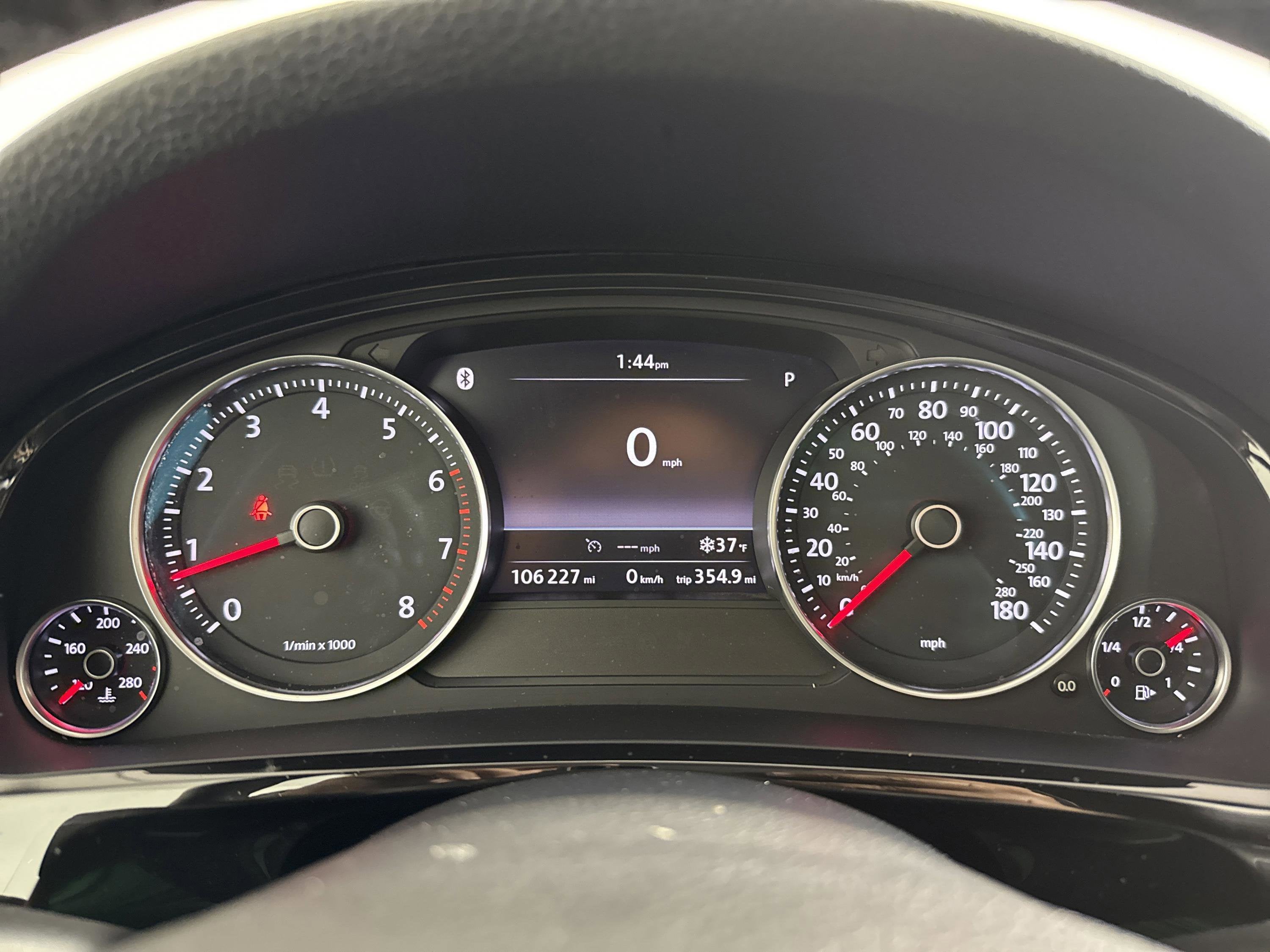 2013 Volkswagen Touareg Sport