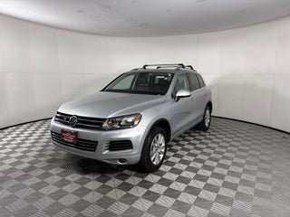 2013 Volkswagen Touareg Sport