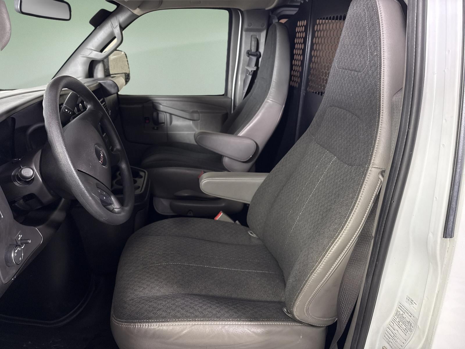 2024 GMC Savana Cargo 2500 RWD 2500 135"